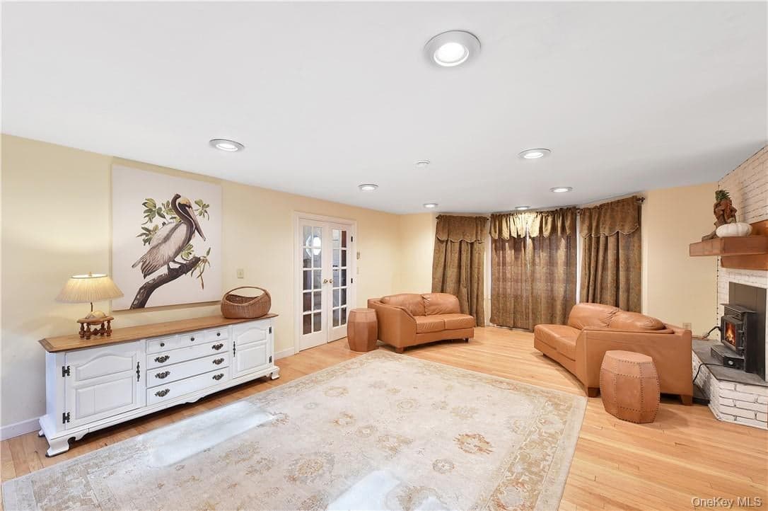 256 Ridge Road thumbnail 6