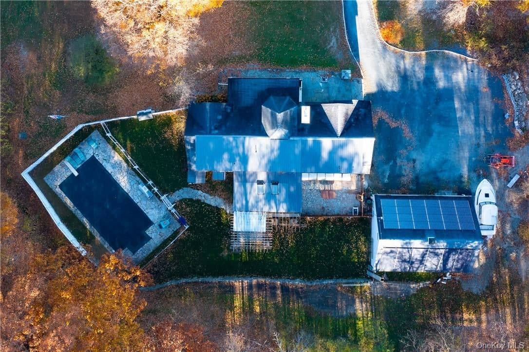 256 Ridge Road thumbnail 2