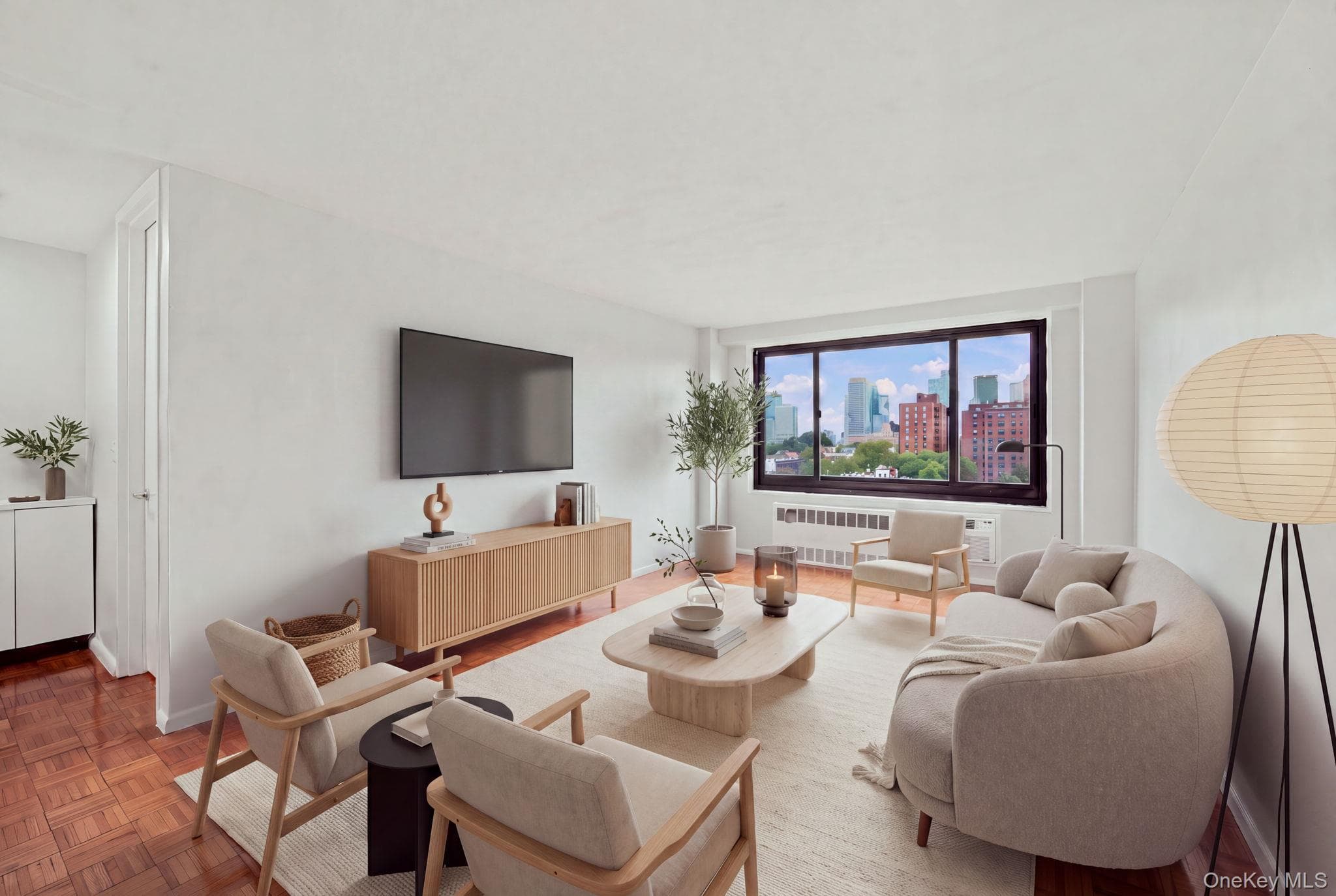 185 Hall Street Unit: 1010 photo 1