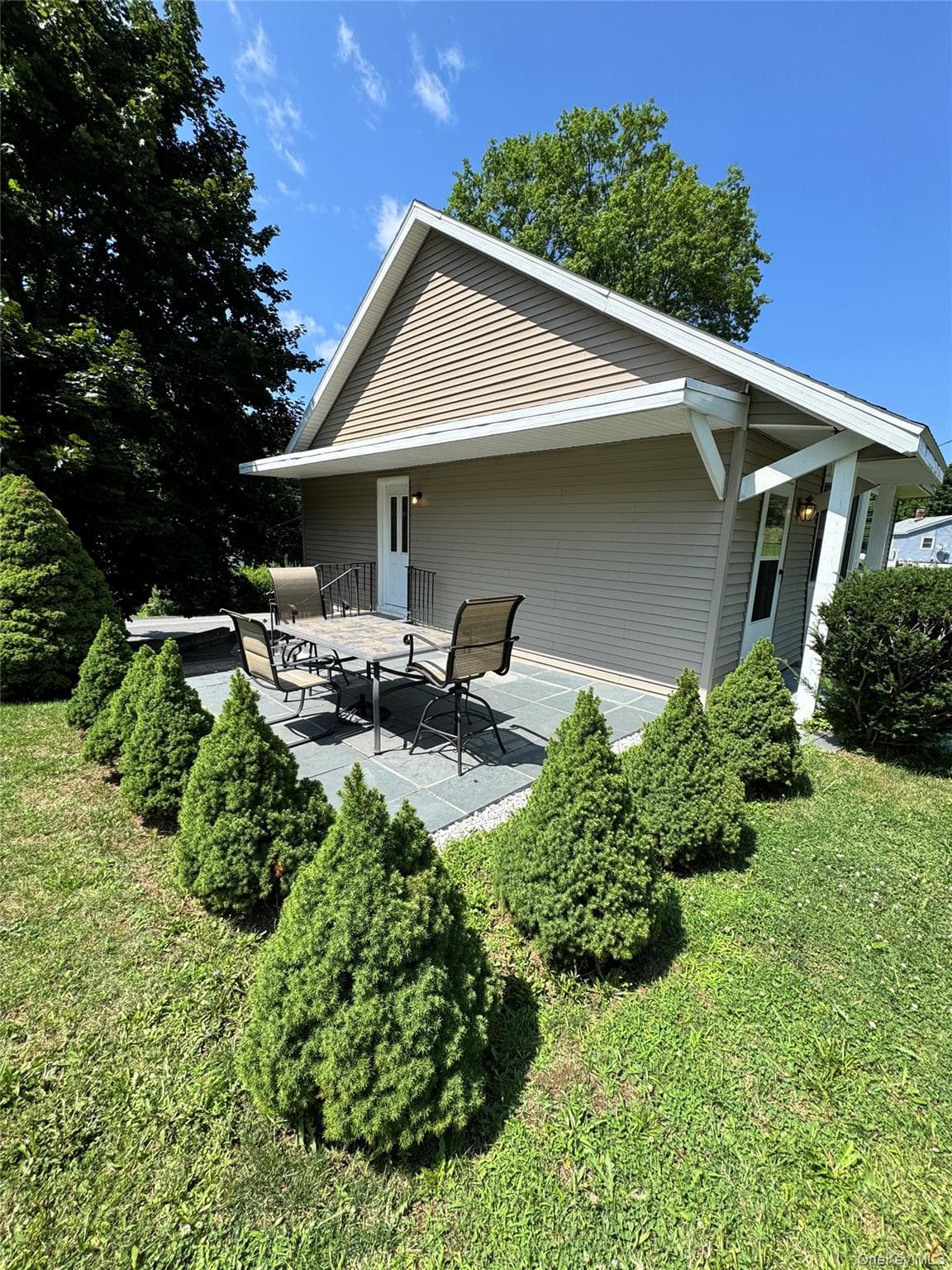 35 Willow Road thumbnail 29