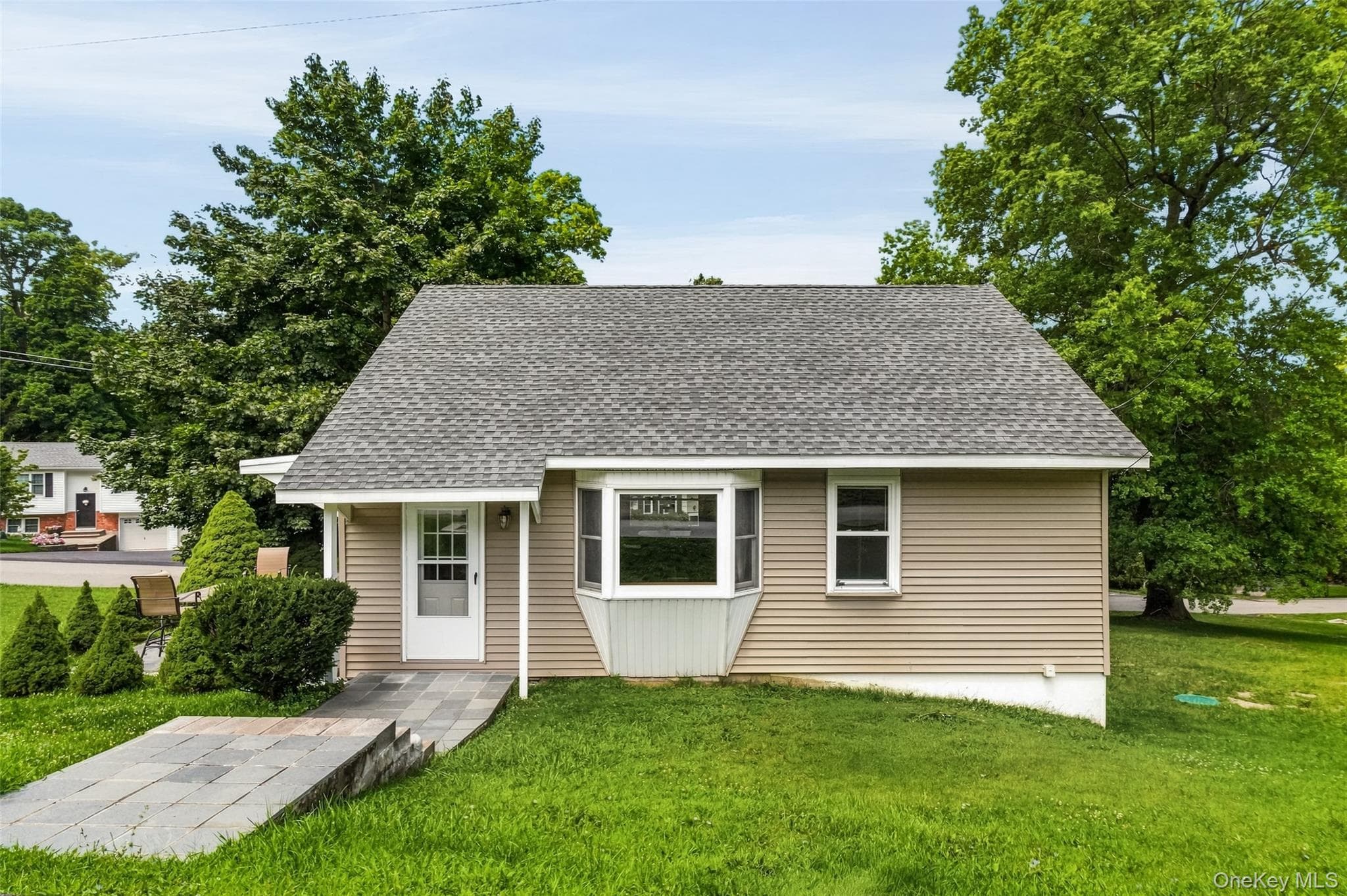 35 Willow Road, Beacon