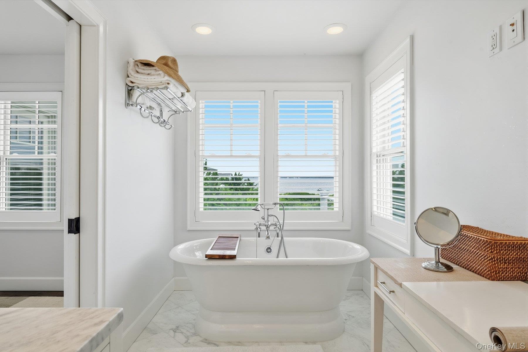824 Dune Road thumbnail 14