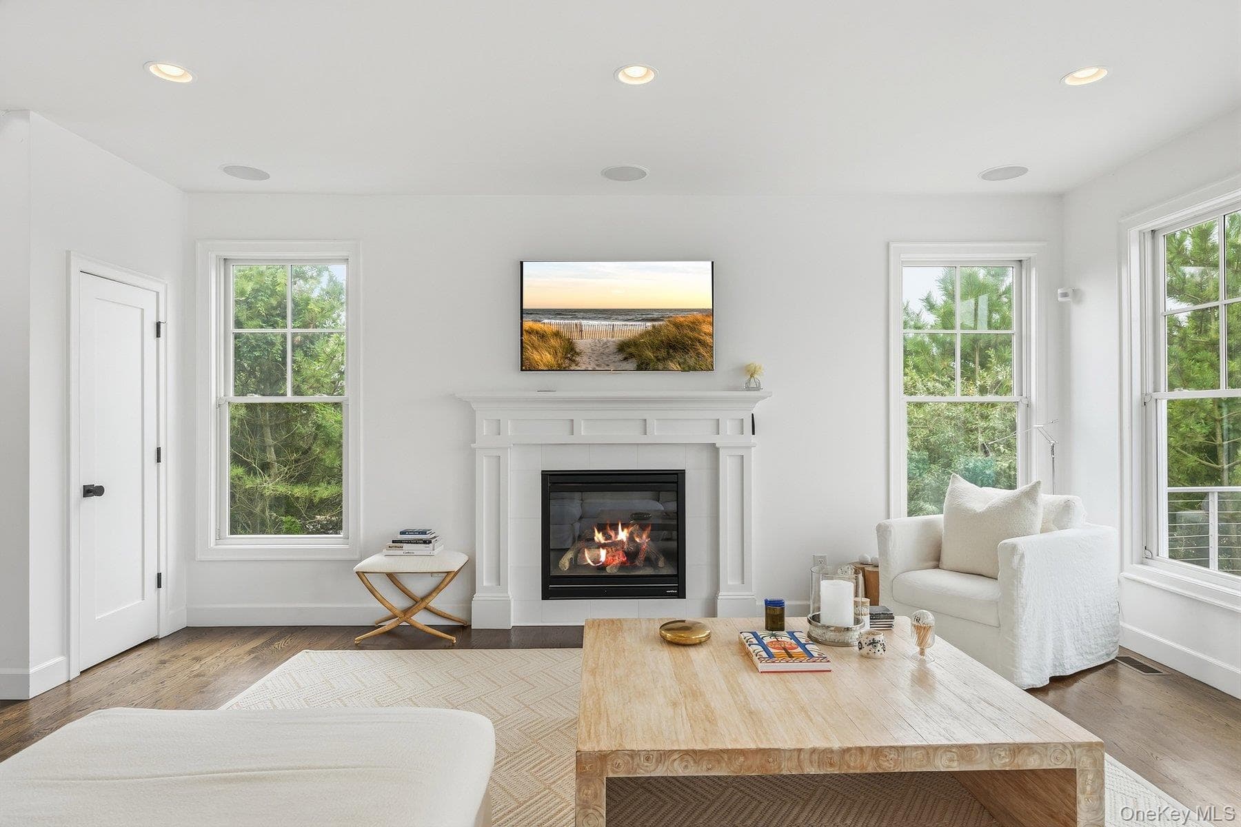824 Dune Road thumbnail 6