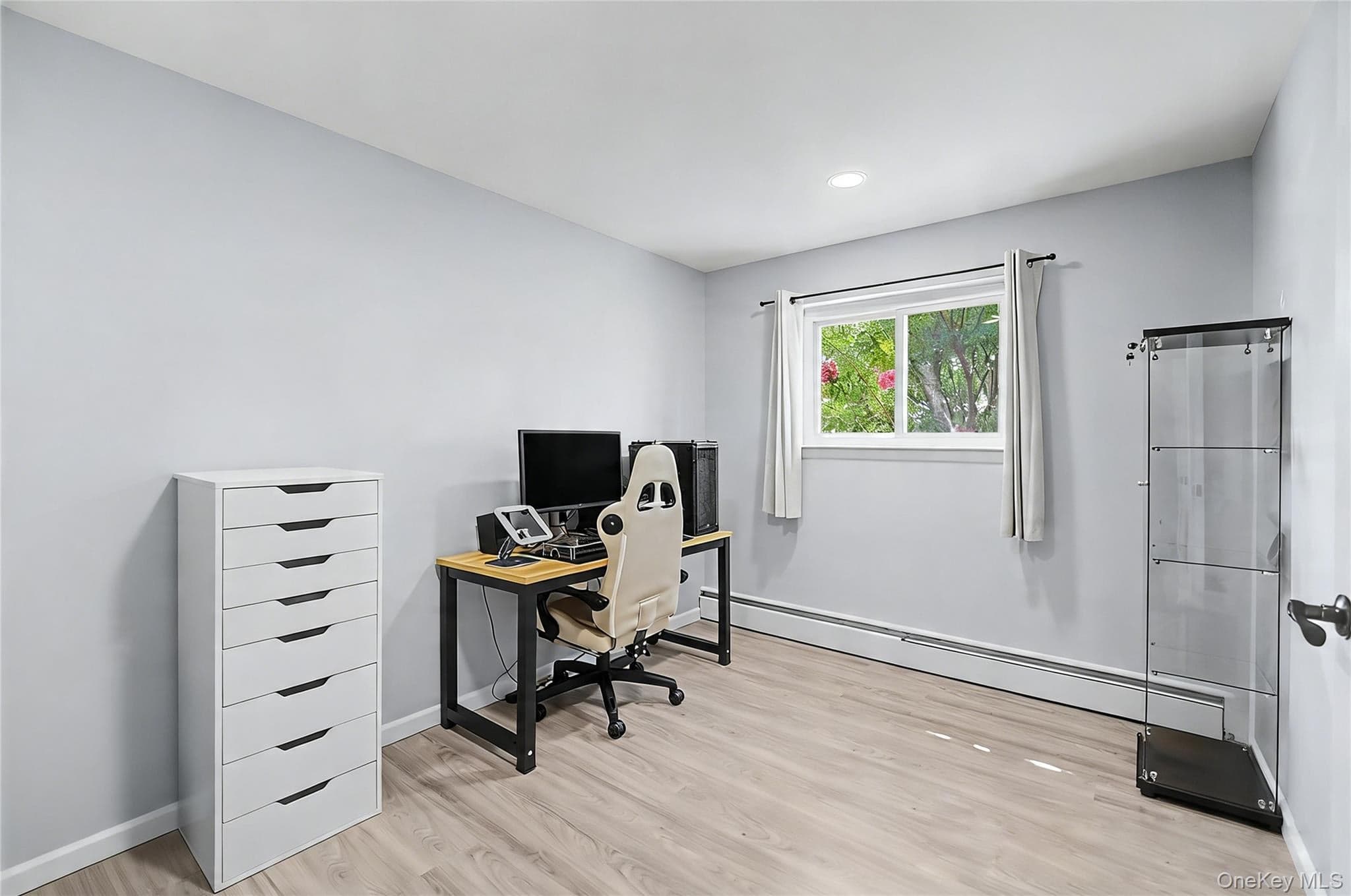 16 Hunt Place thumbnail 24