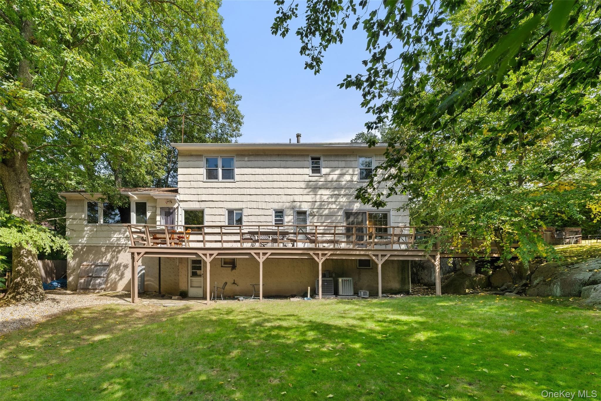 16 Cadillac Drive thumbnail 27