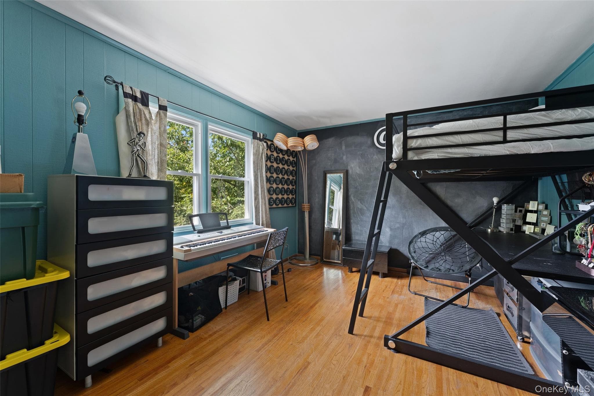 16 Cadillac Drive thumbnail 18