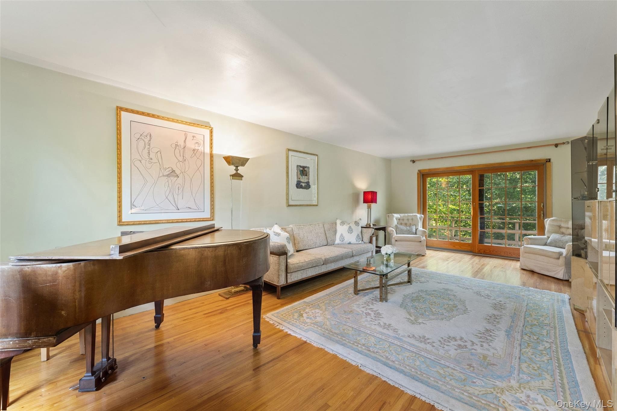 16 Cadillac Drive thumbnail 4