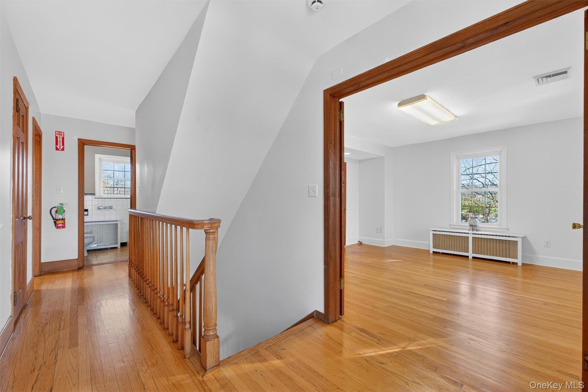 563 Temple Hill Road thumbnail 8