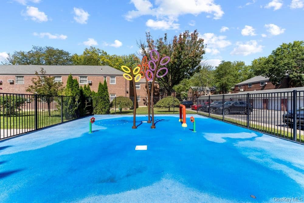 251-29 61st Avenue Unit: #719 thumbnail 16