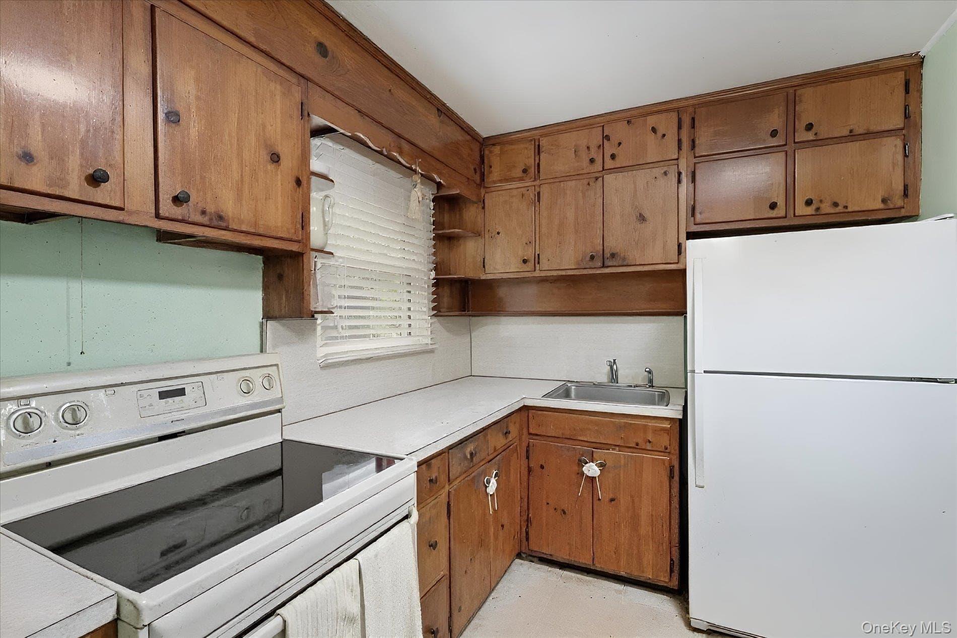 145 Arthur Avenue thumbnail 5