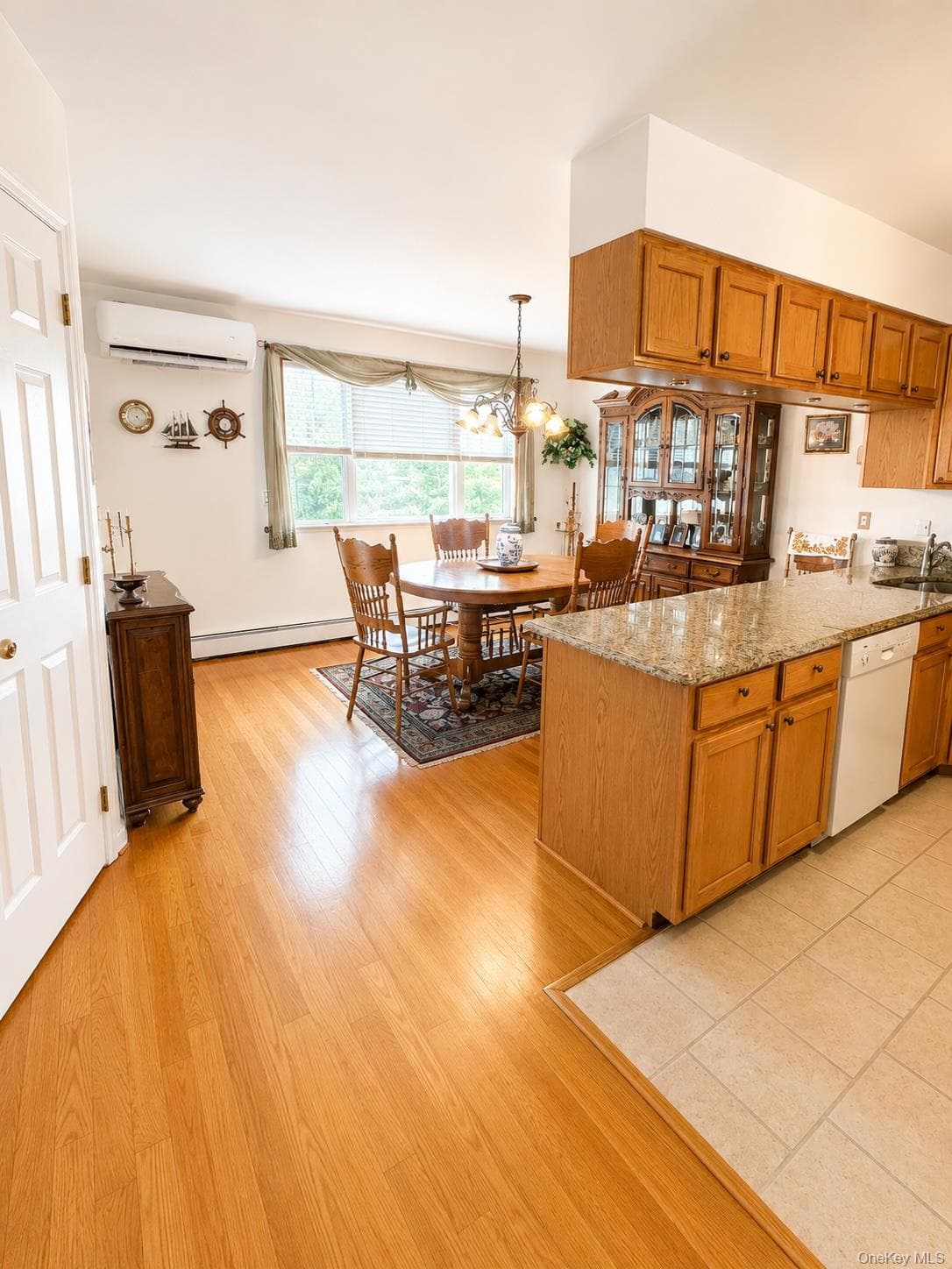 9508 Shore Front Parkway thumbnail 6