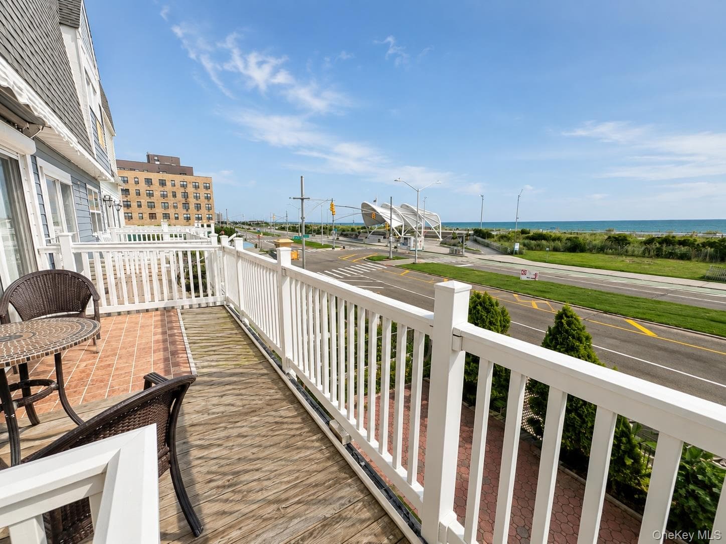 9508 Shore Front Parkway thumbnail 2