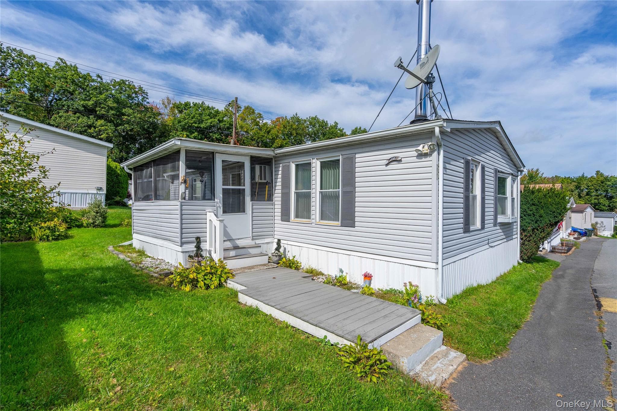 118 King George Drive photo 1