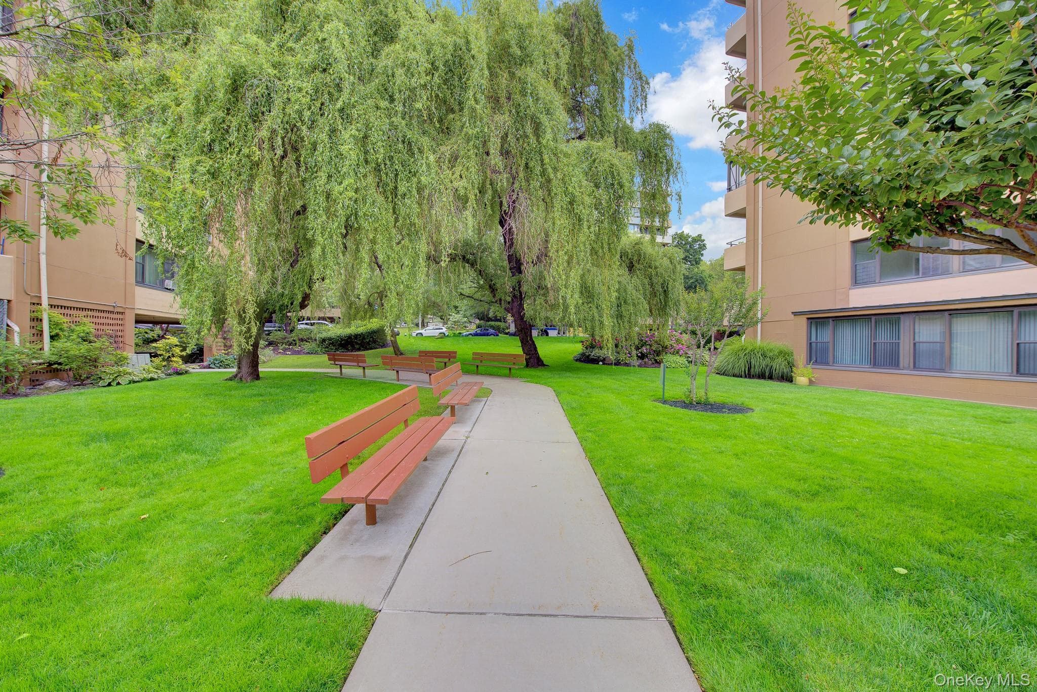 166-10 Powells Cove Boulevard Unit: 2C thumbnail 3