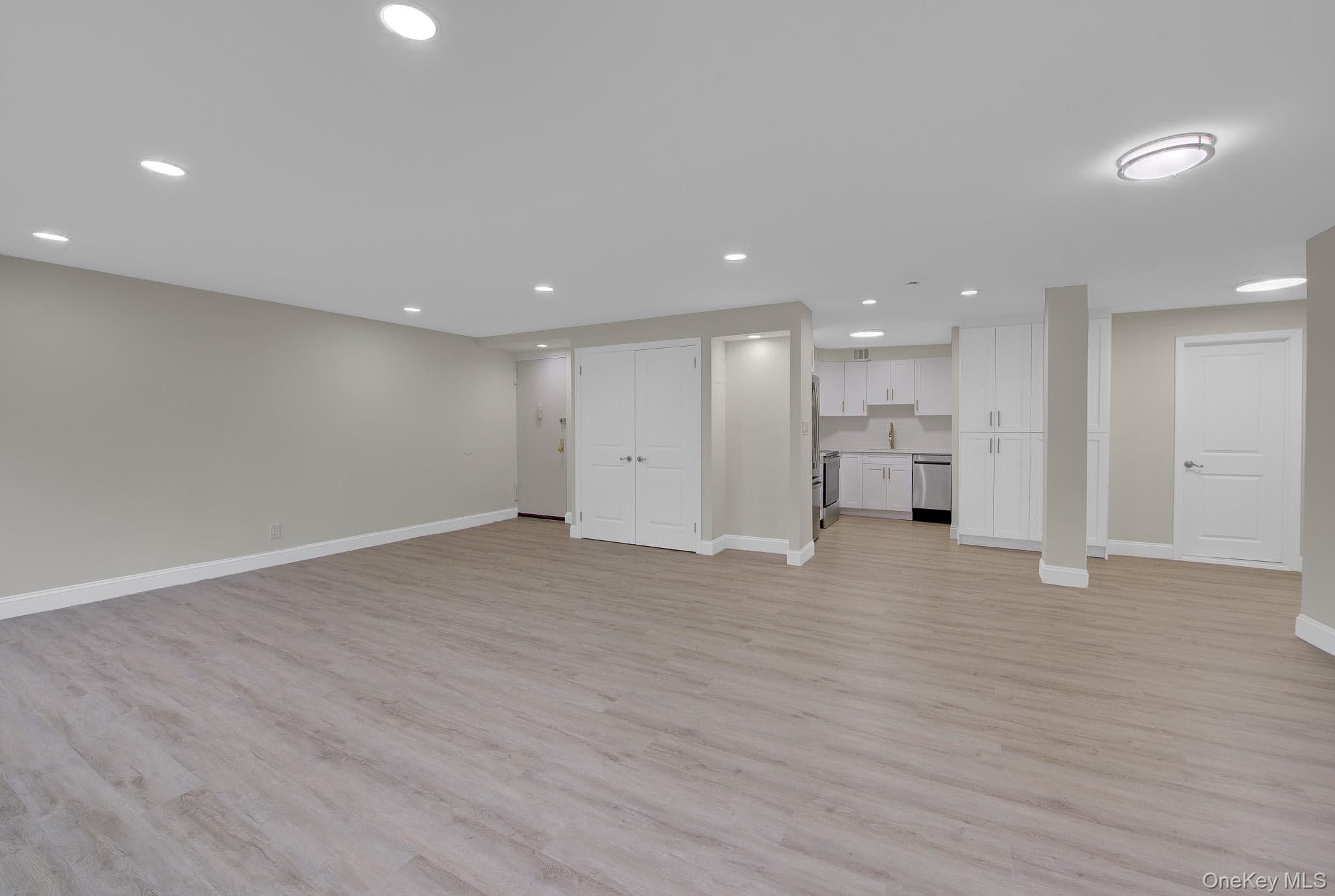 166-10 Powells Cove Boulevard Unit: 2C thumbnail 8