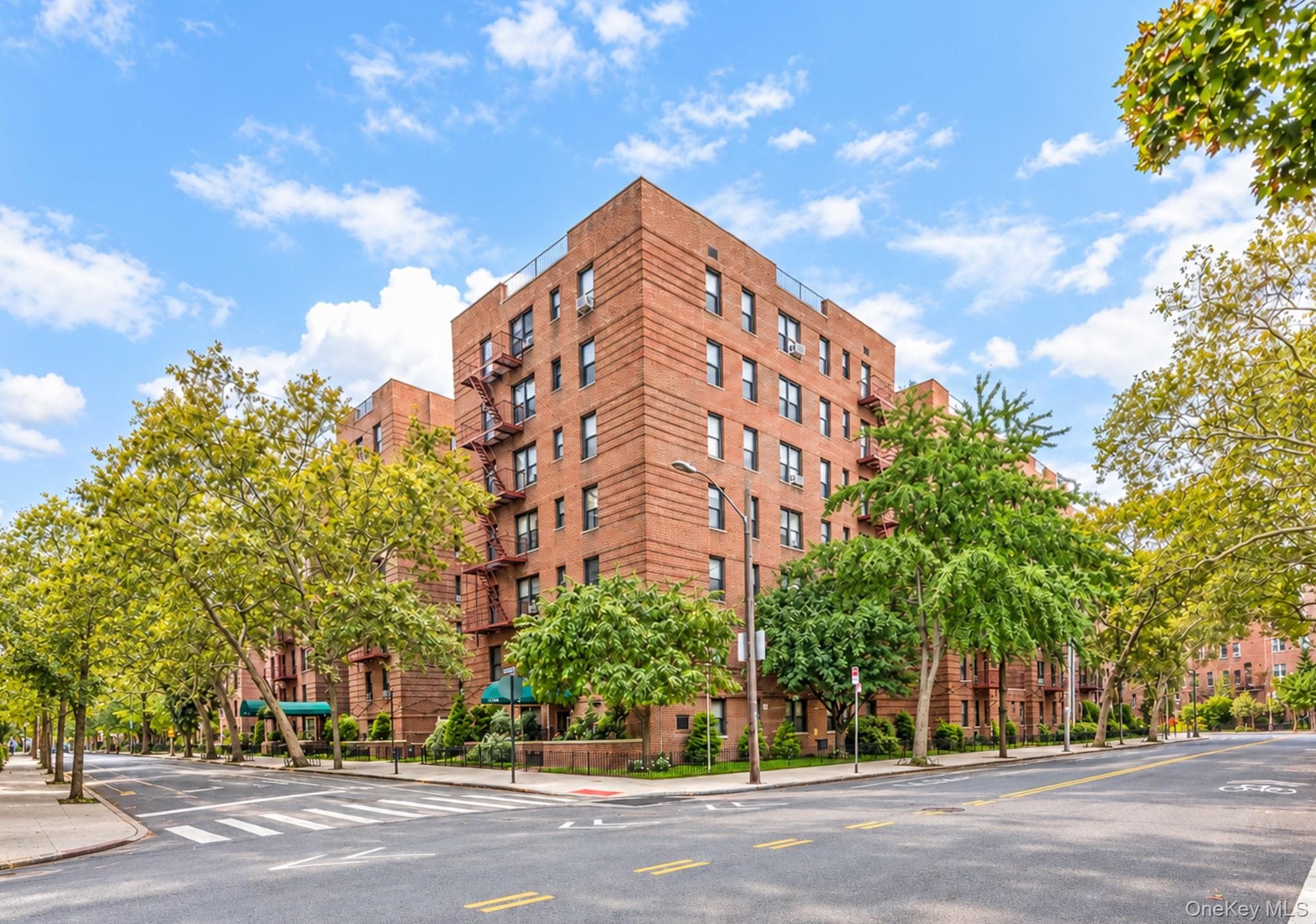 61 Oliver Street Unit: 4D thumbnail 5