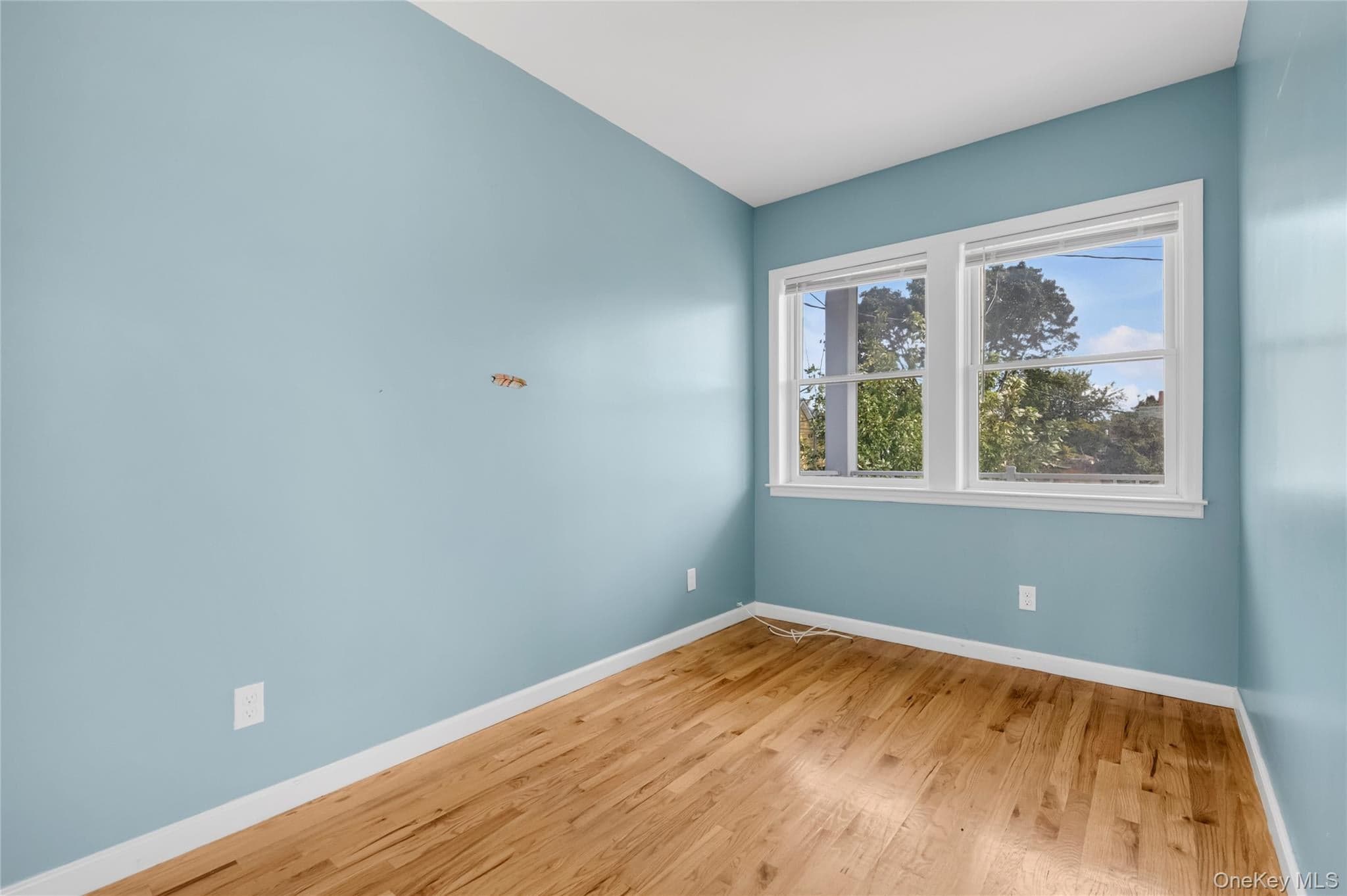 99-63 Lockwood Court thumbnail 7