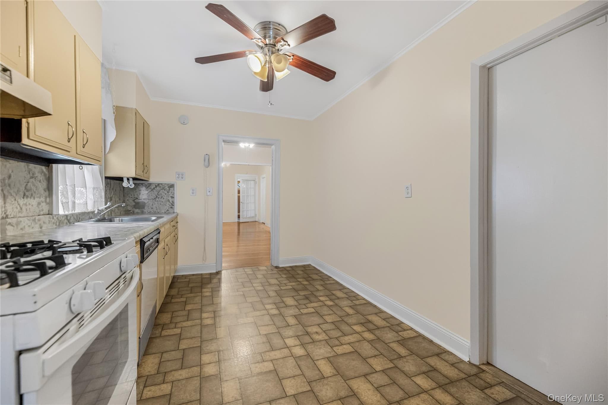 2889 Zulette Avenue thumbnail 15