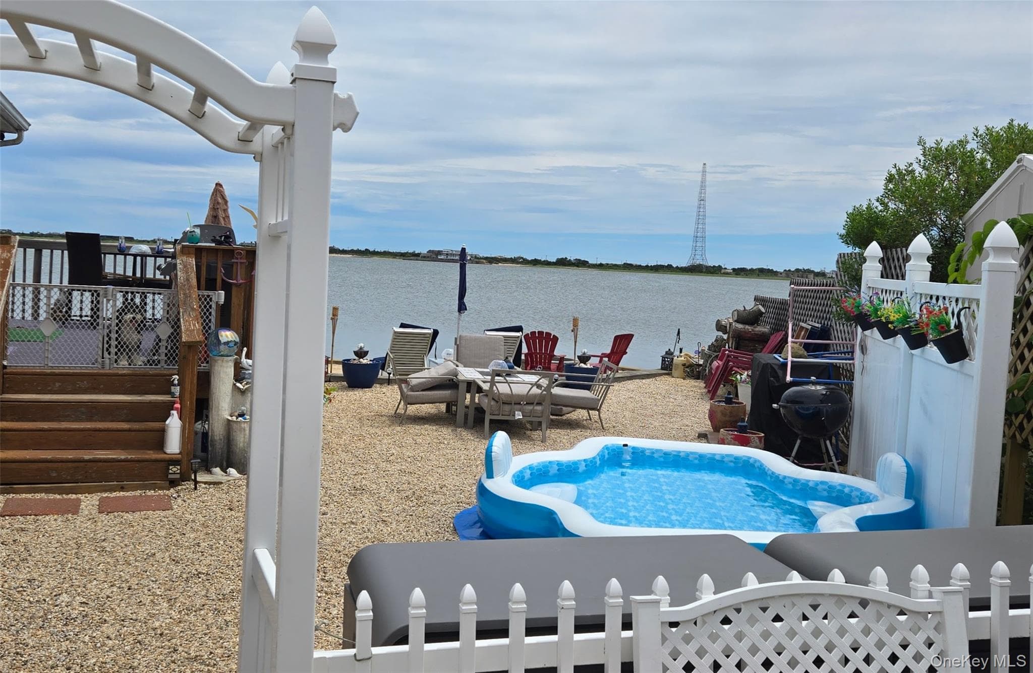 106 Shore Drive thumbnail 17