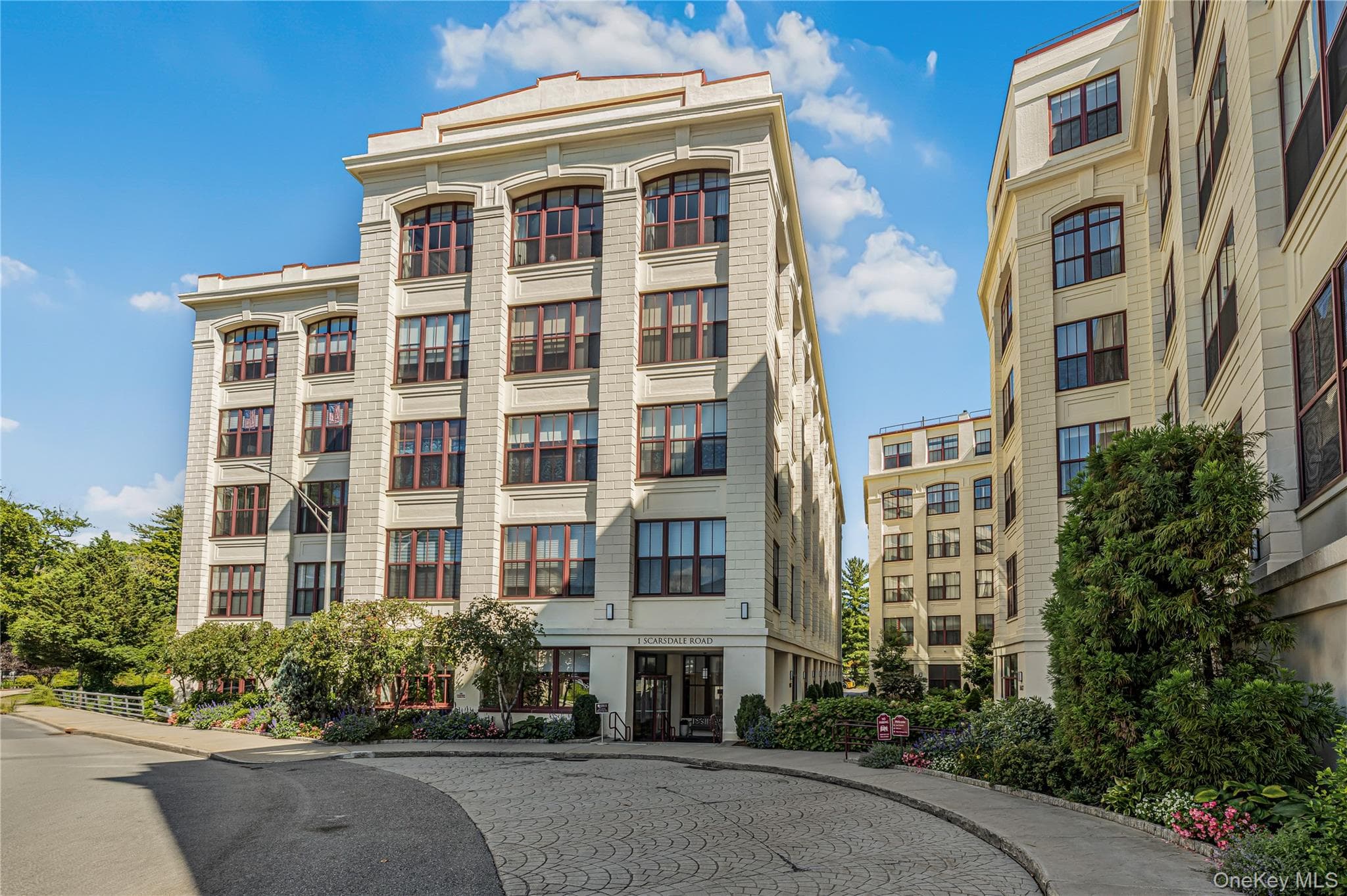 1 Scarsdale Road Unit: 321, Tuckahoe