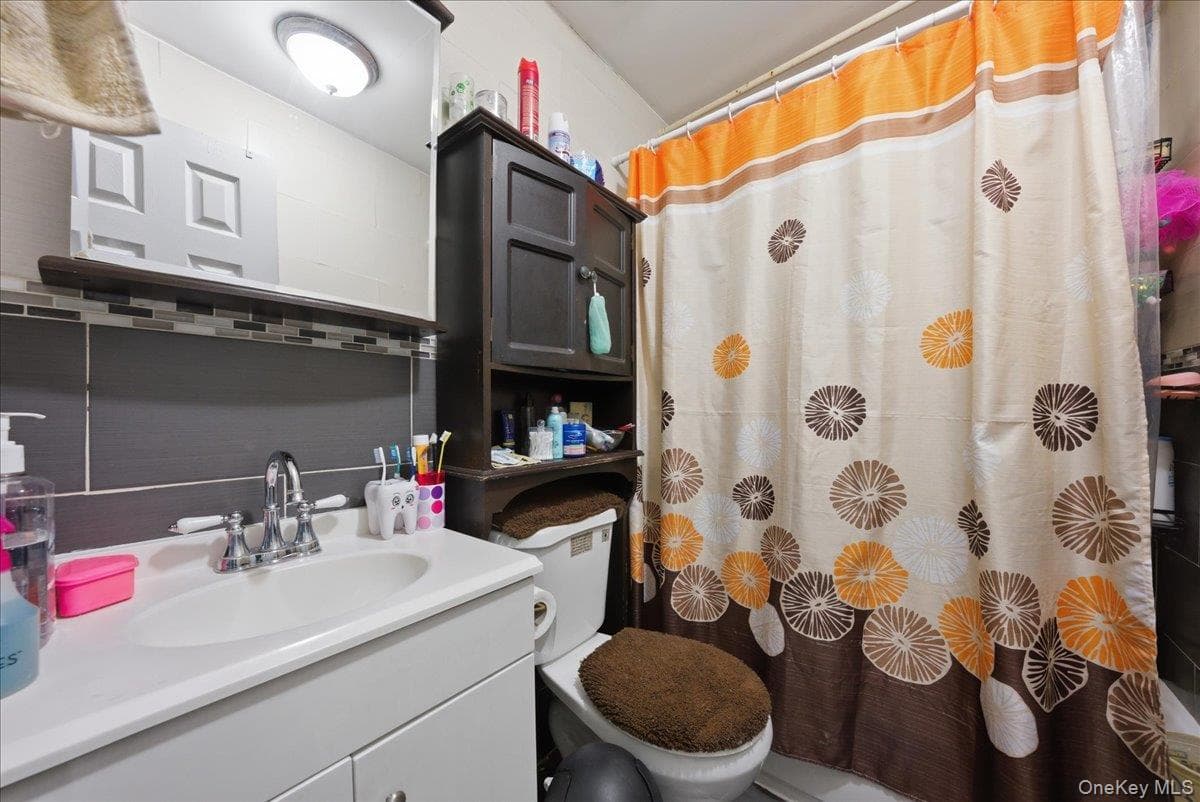 1268 Findlay Avenue thumbnail 10