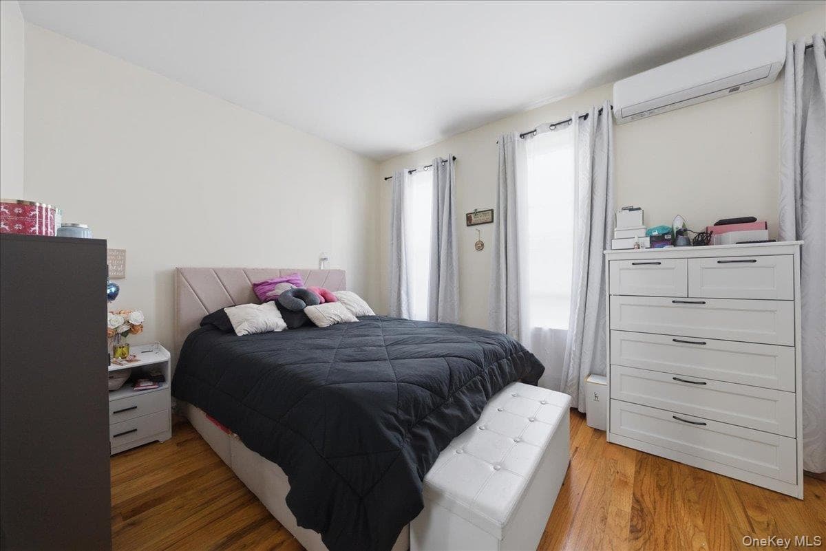 1268 Findlay Avenue thumbnail 20