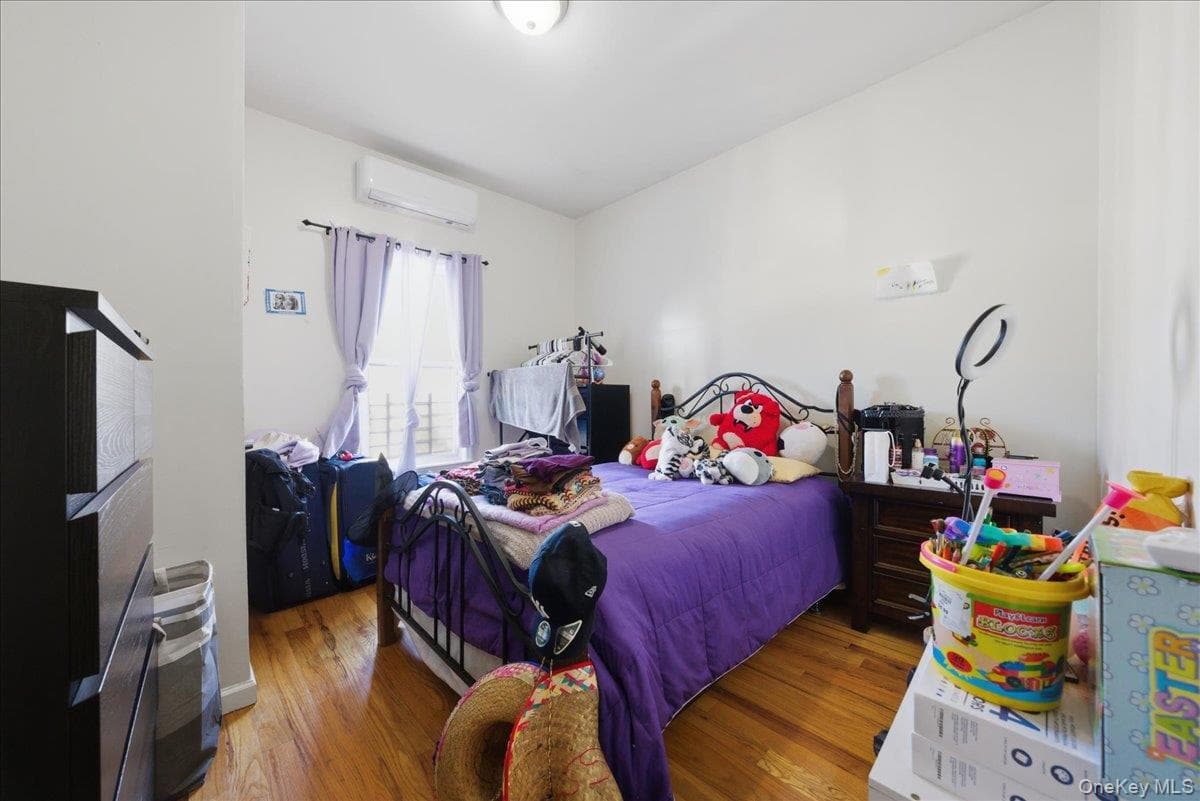 1268 Findlay Avenue thumbnail 19