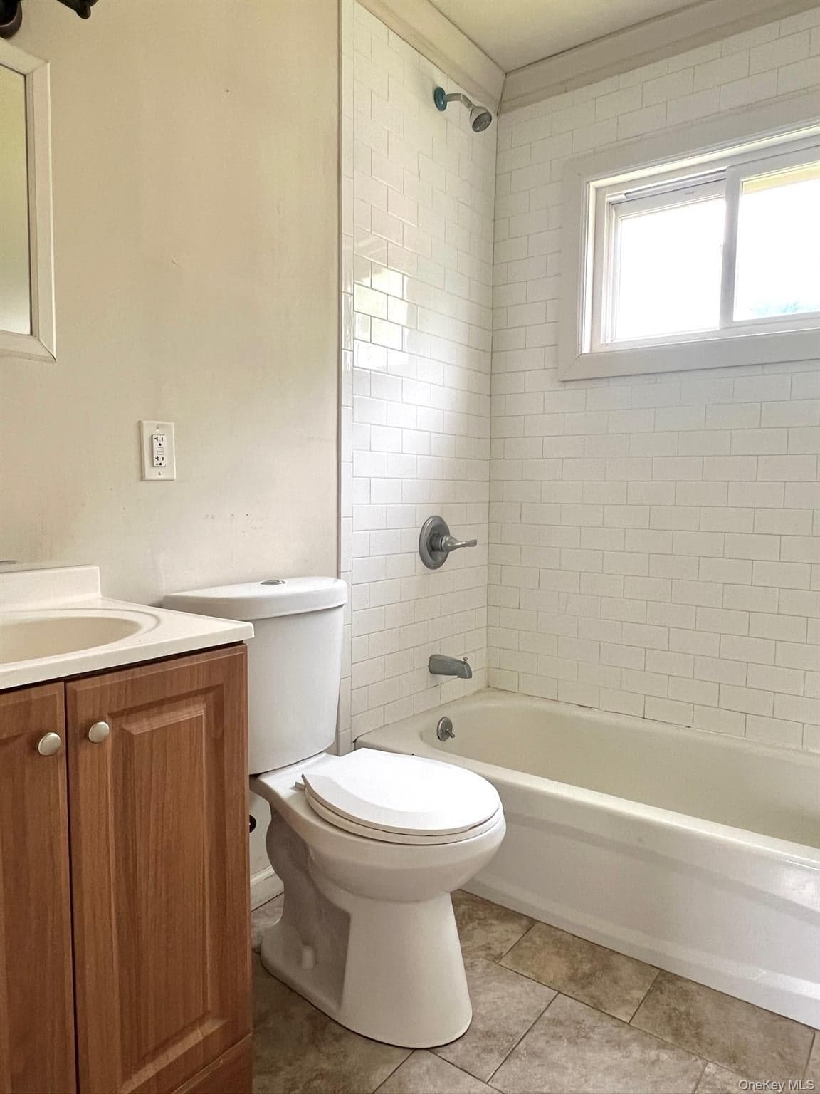 1656 N Thompson Drive thumbnail 5