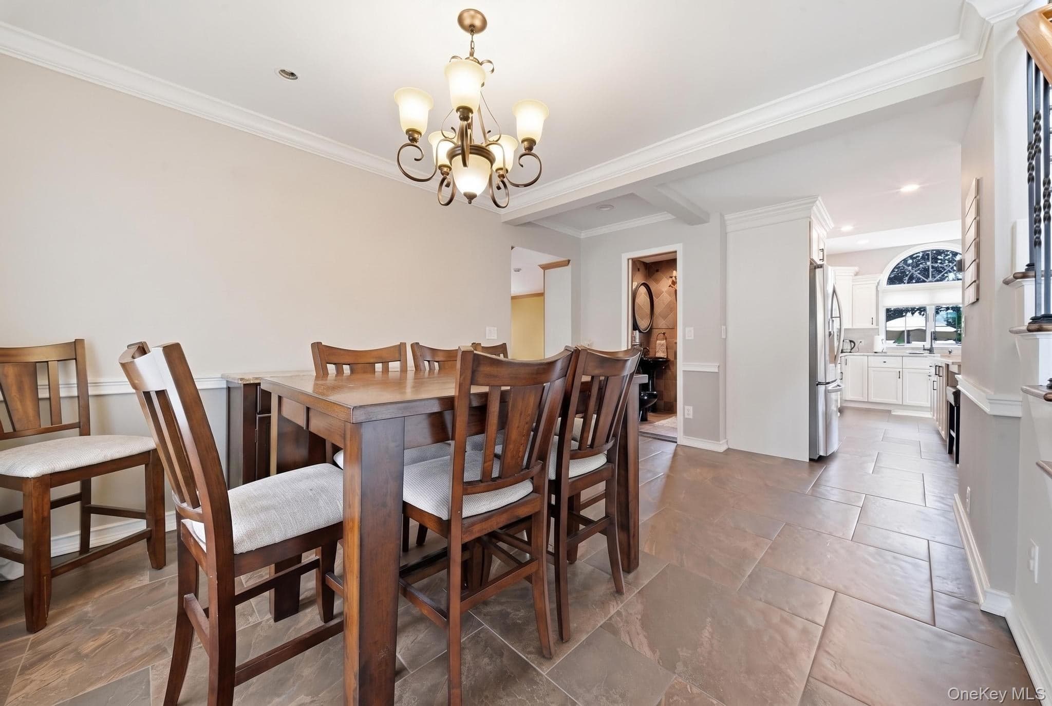 458 Wilson Street thumbnail 14