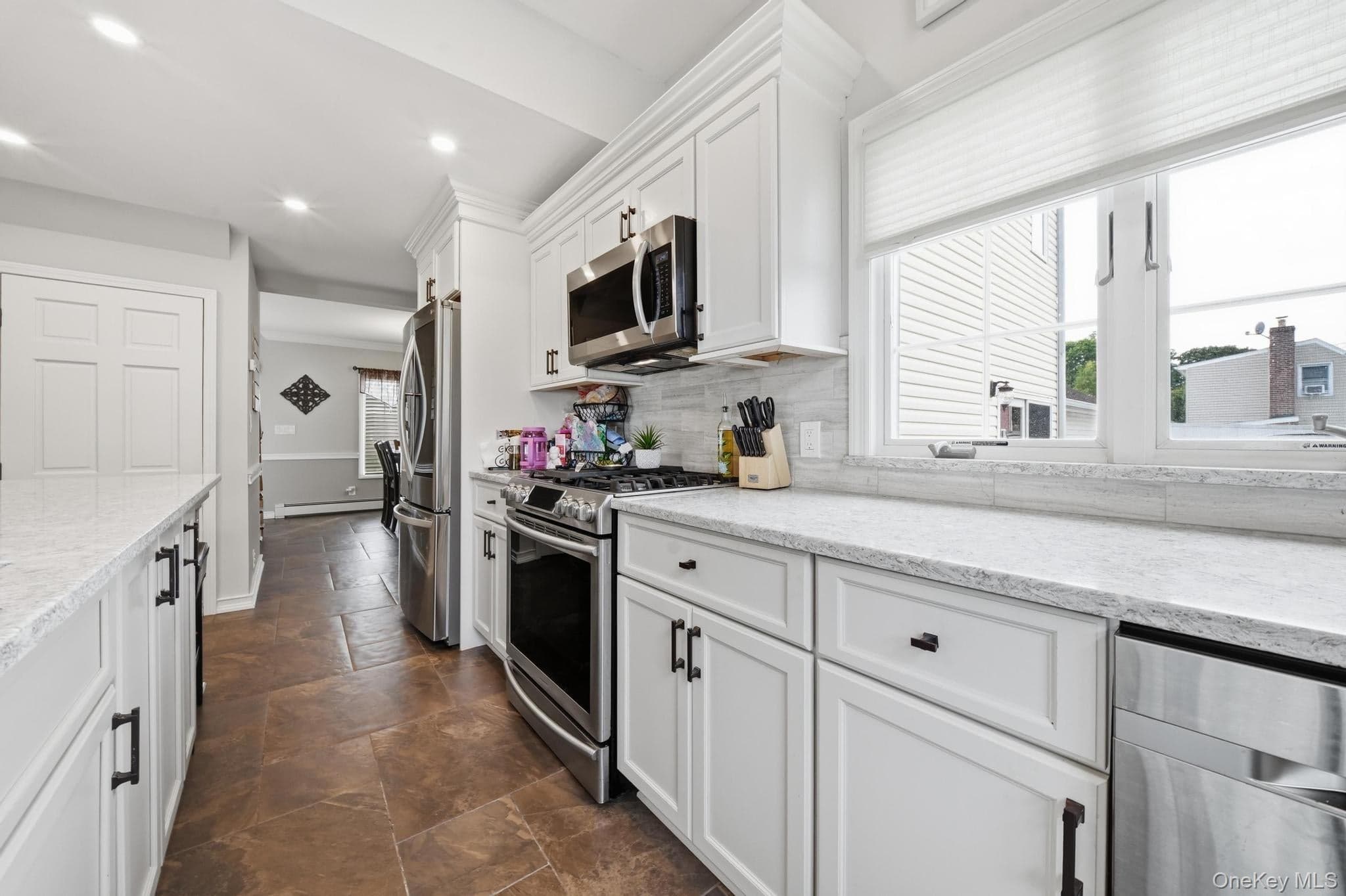 458 Wilson Street thumbnail 12