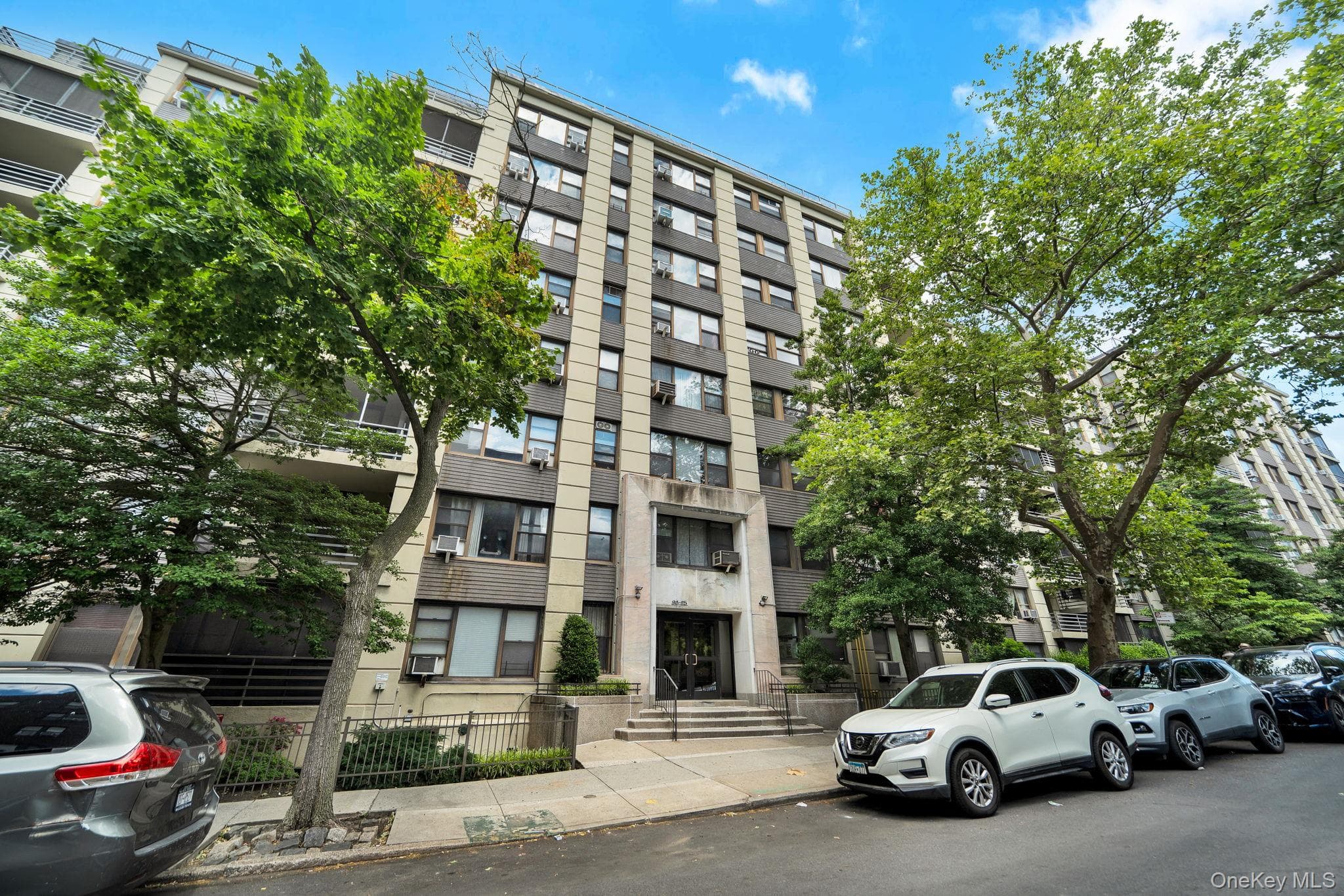 98-25 64th Road Unit: 2B, Rego Park