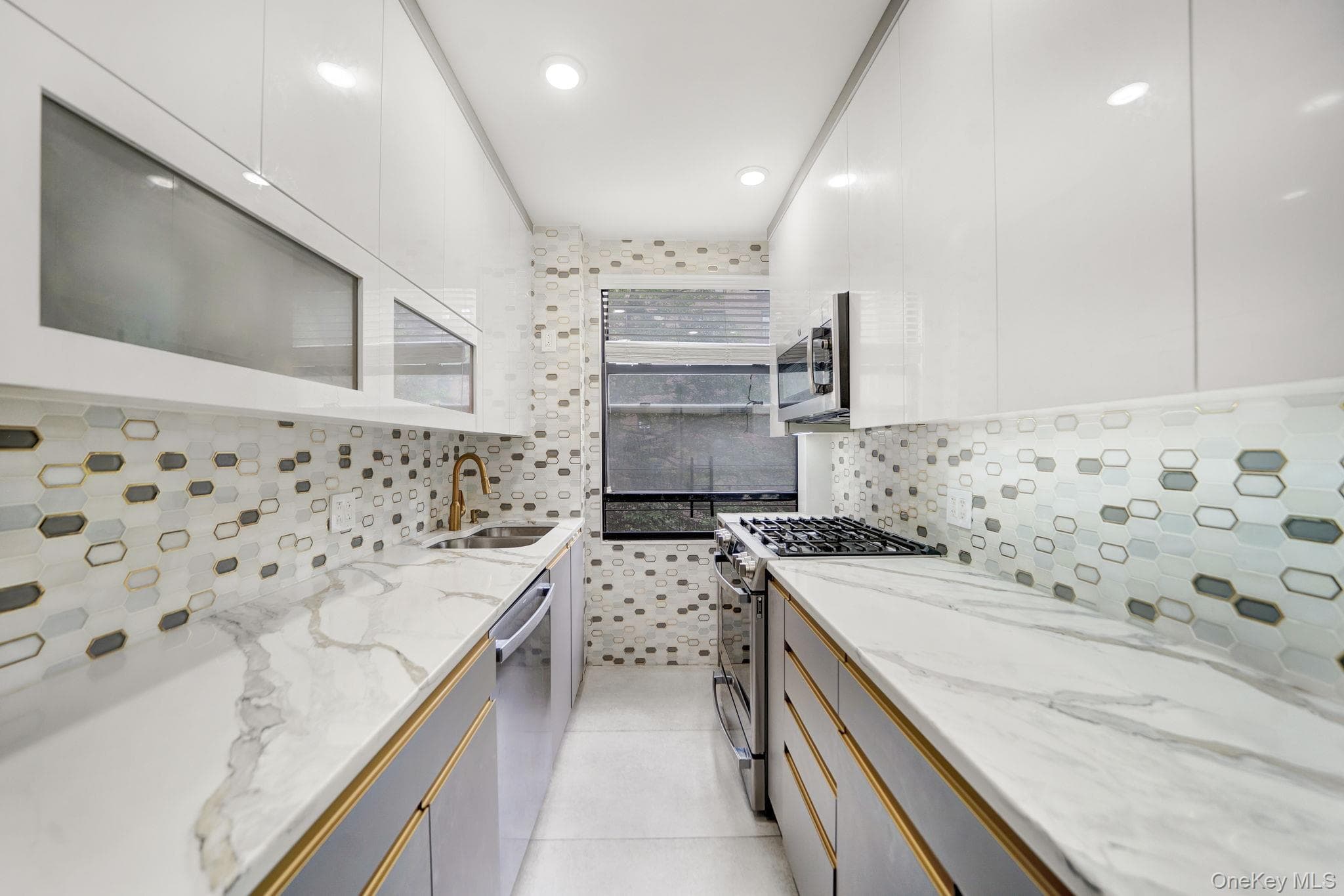 98-25 64th Road Unit: 2B thumbnail 14