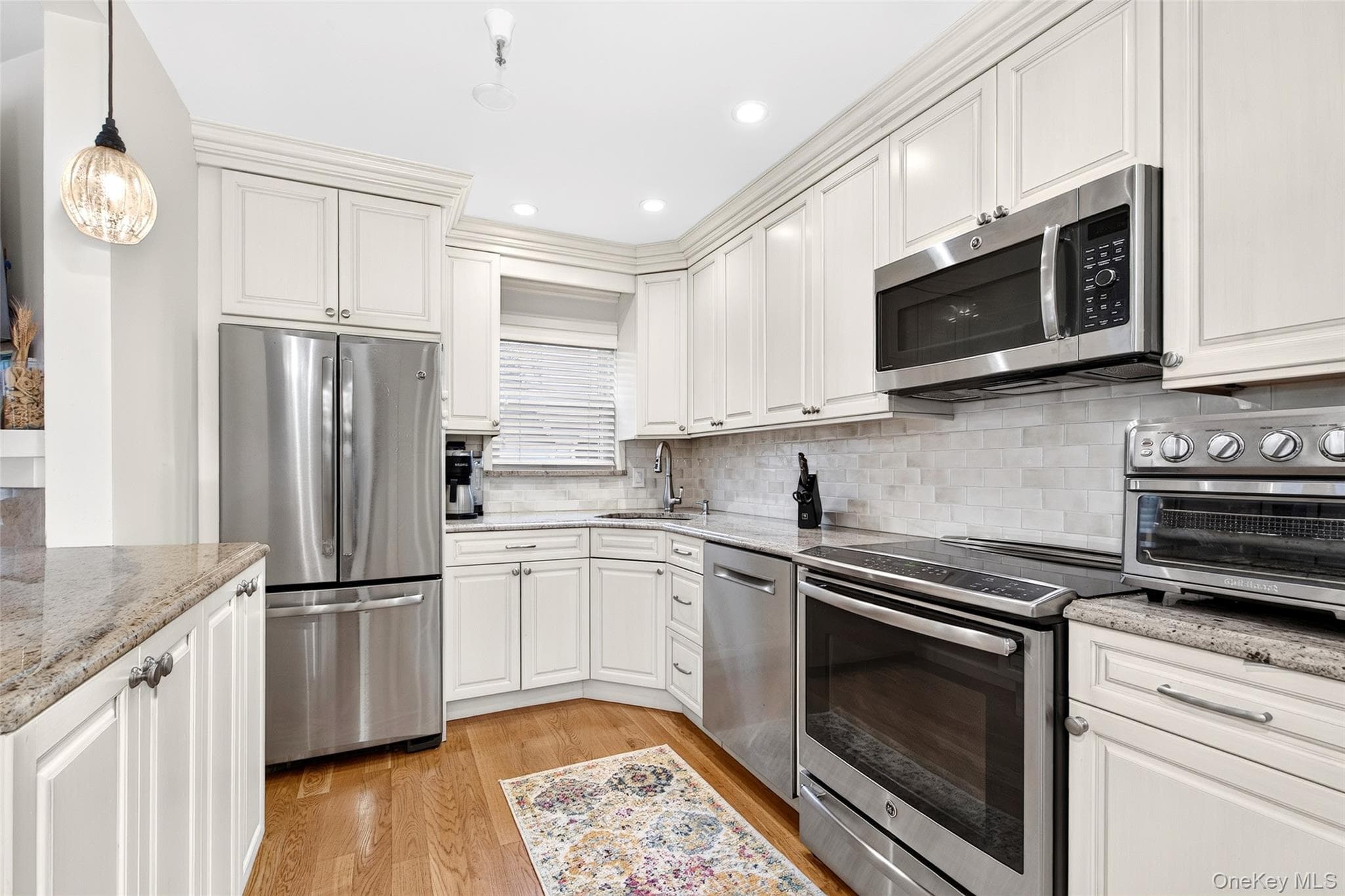 36 Greenridge Avenue Unit: 202 thumbnail 4