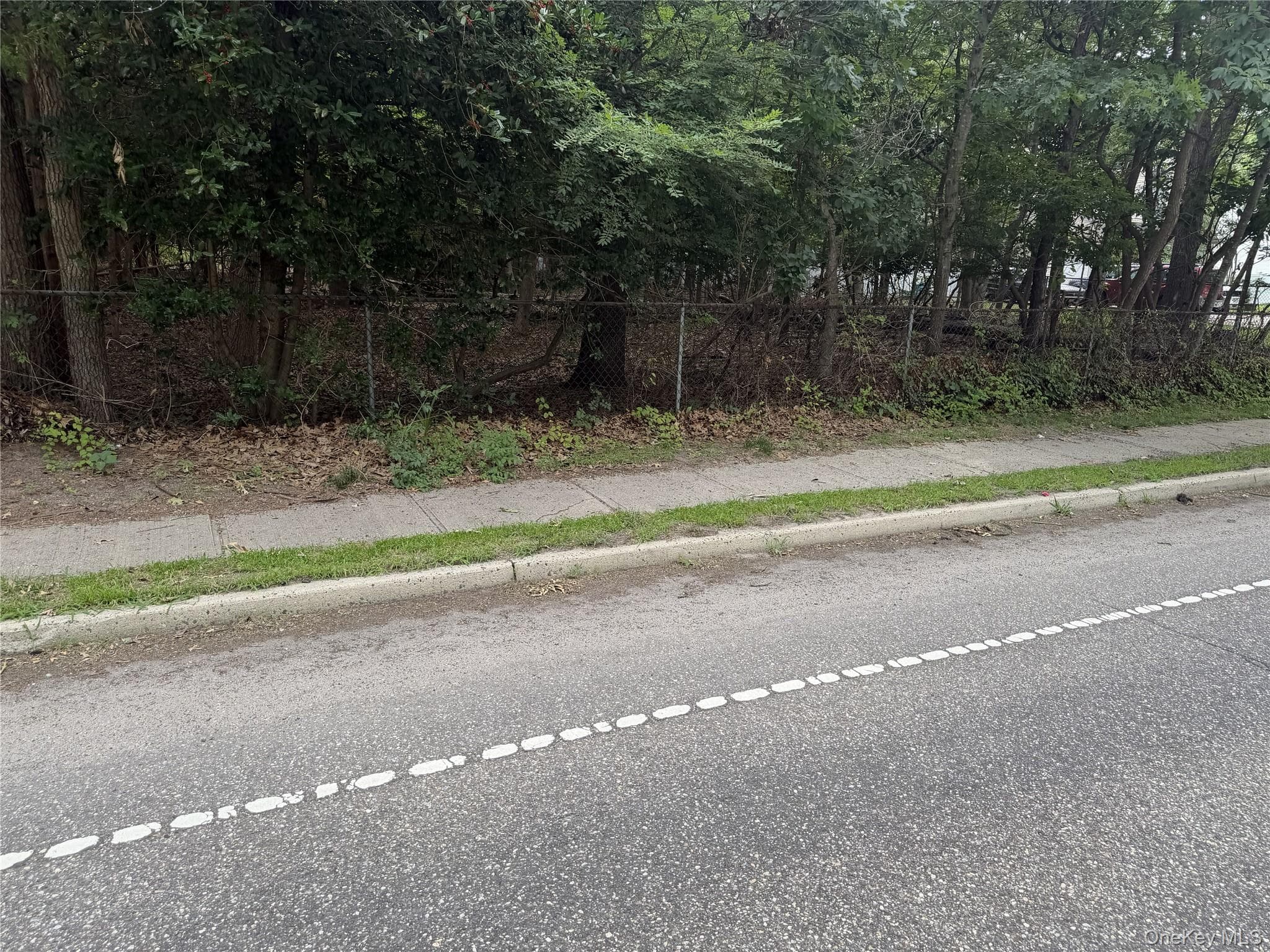 North Coleman Road, Centereach