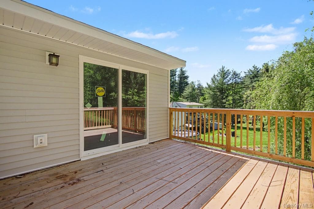 19 Englewood Terrace thumbnail 9