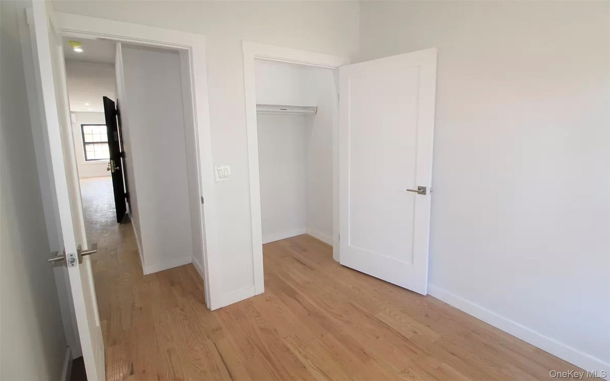 534 Court Street thumbnail 13