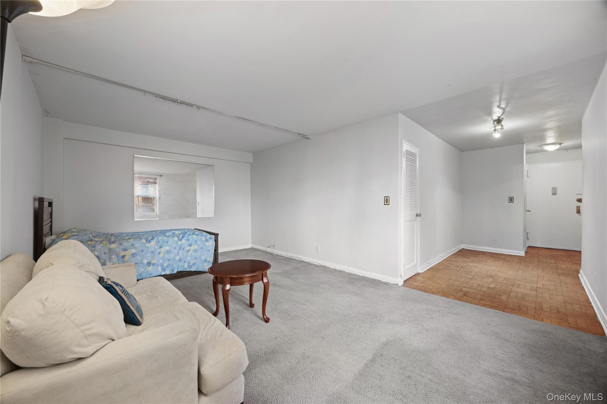 480 Riverdale Ave Unit: 2U thumbnail 8