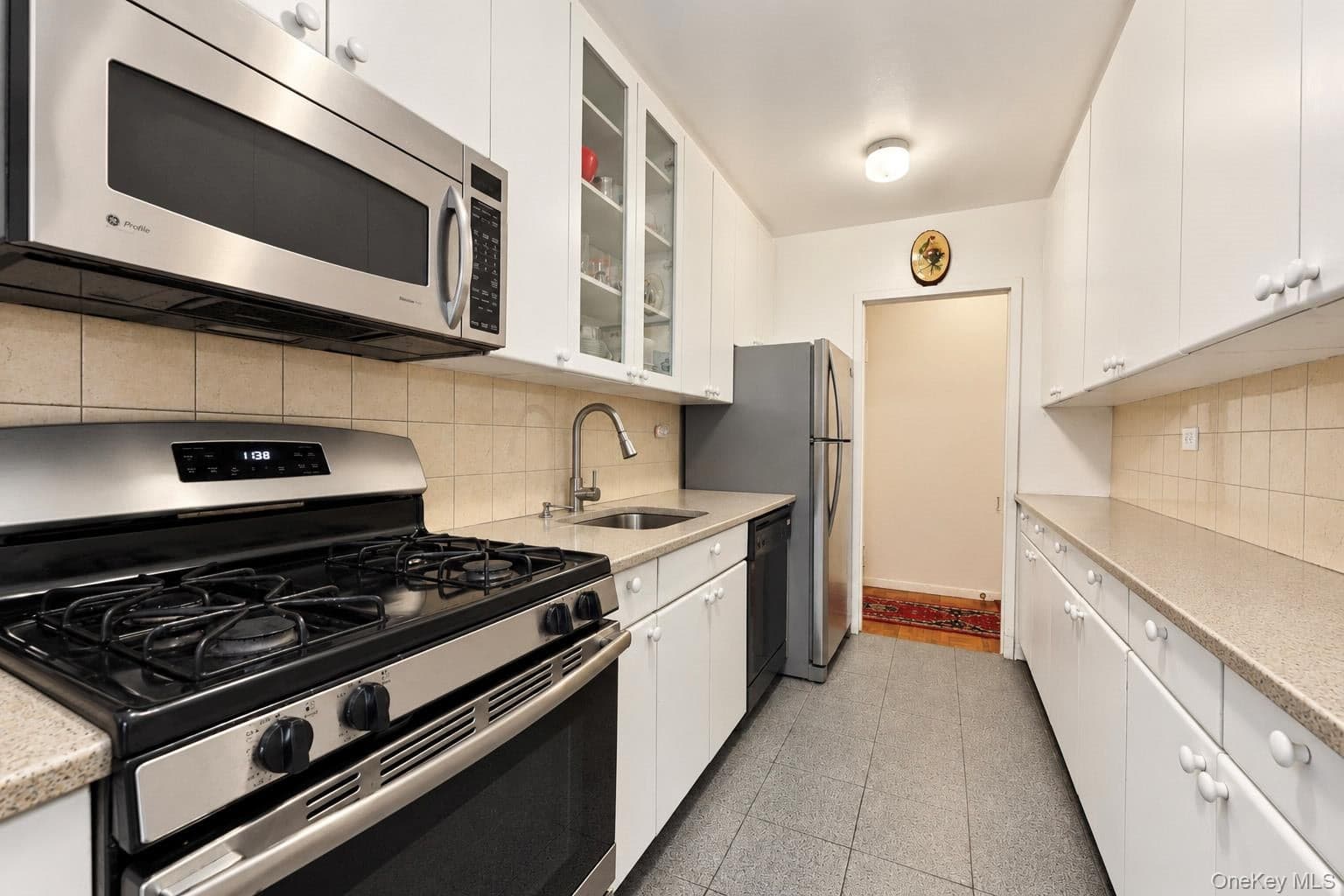 392 Central Park Unit: 2R thumbnail 10