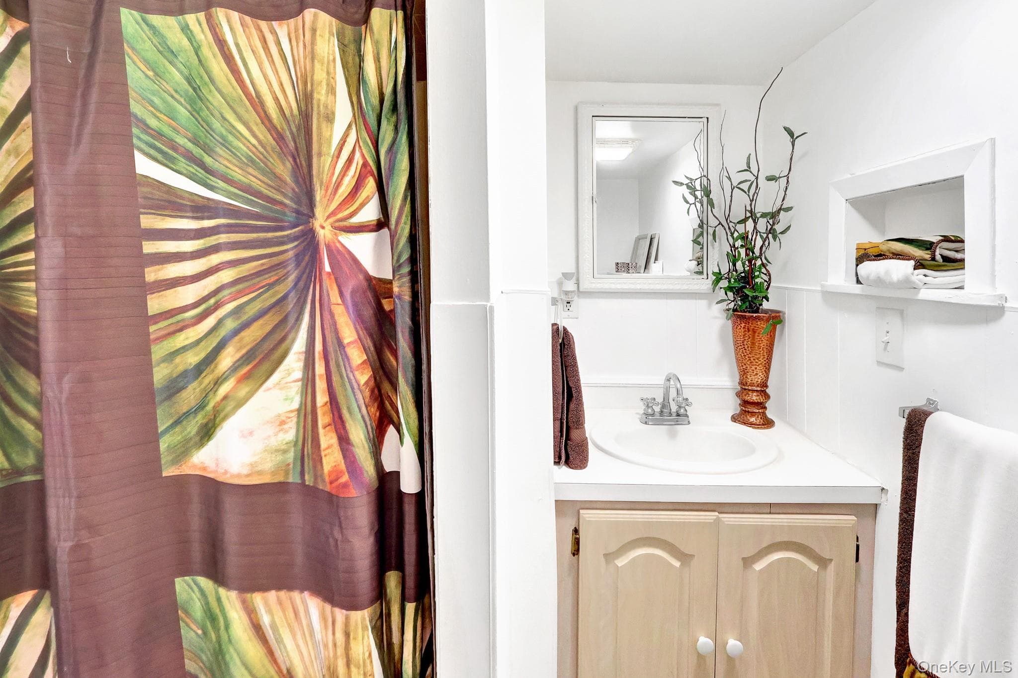 408 Oceanside Street thumbnail 27