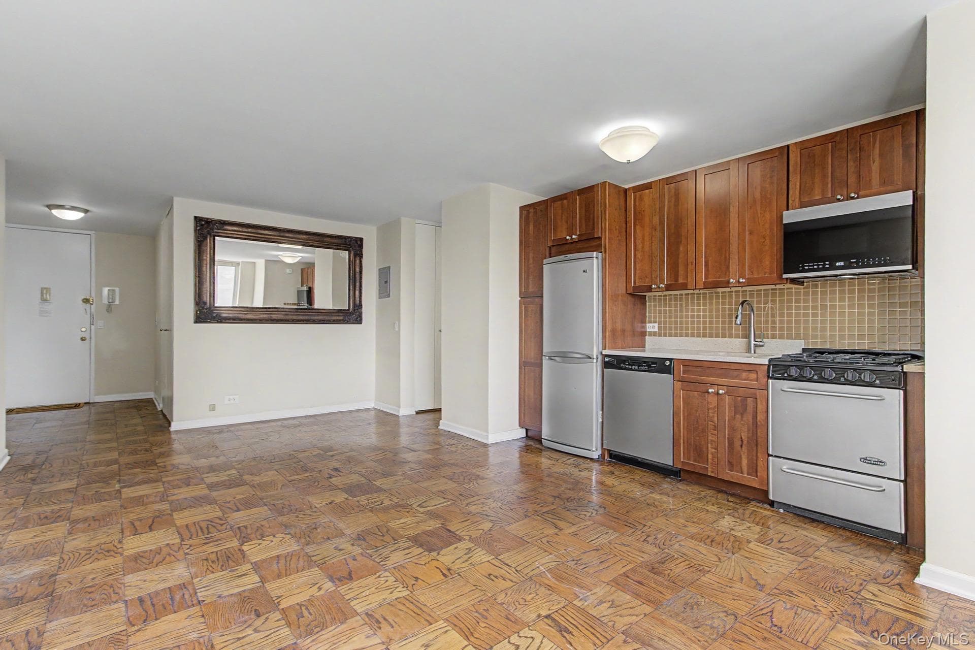 345 E 93rd Street Unit: 20E thumbnail 13