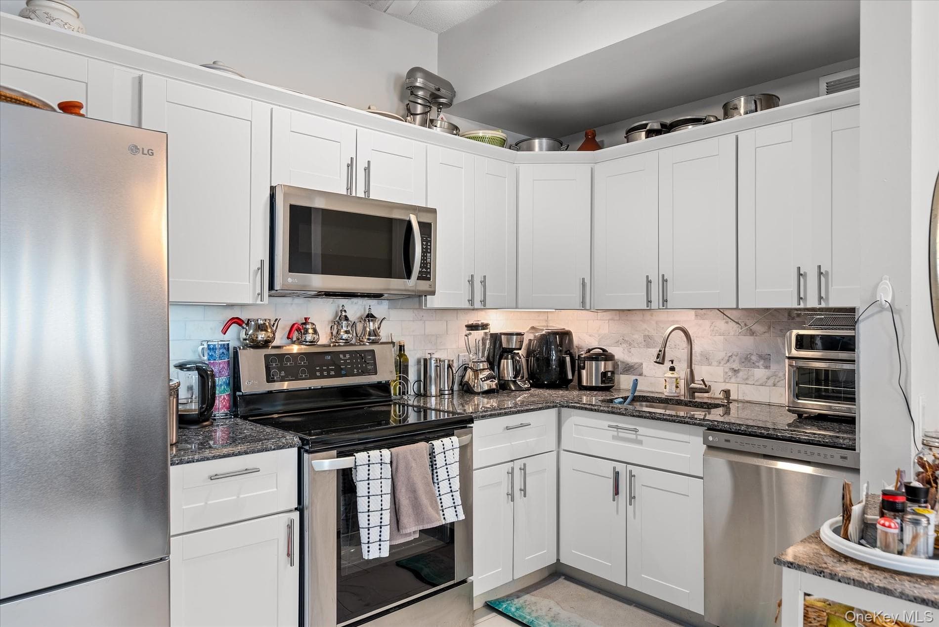 221 Beach 80th Street Unit: 7B thumbnail 6