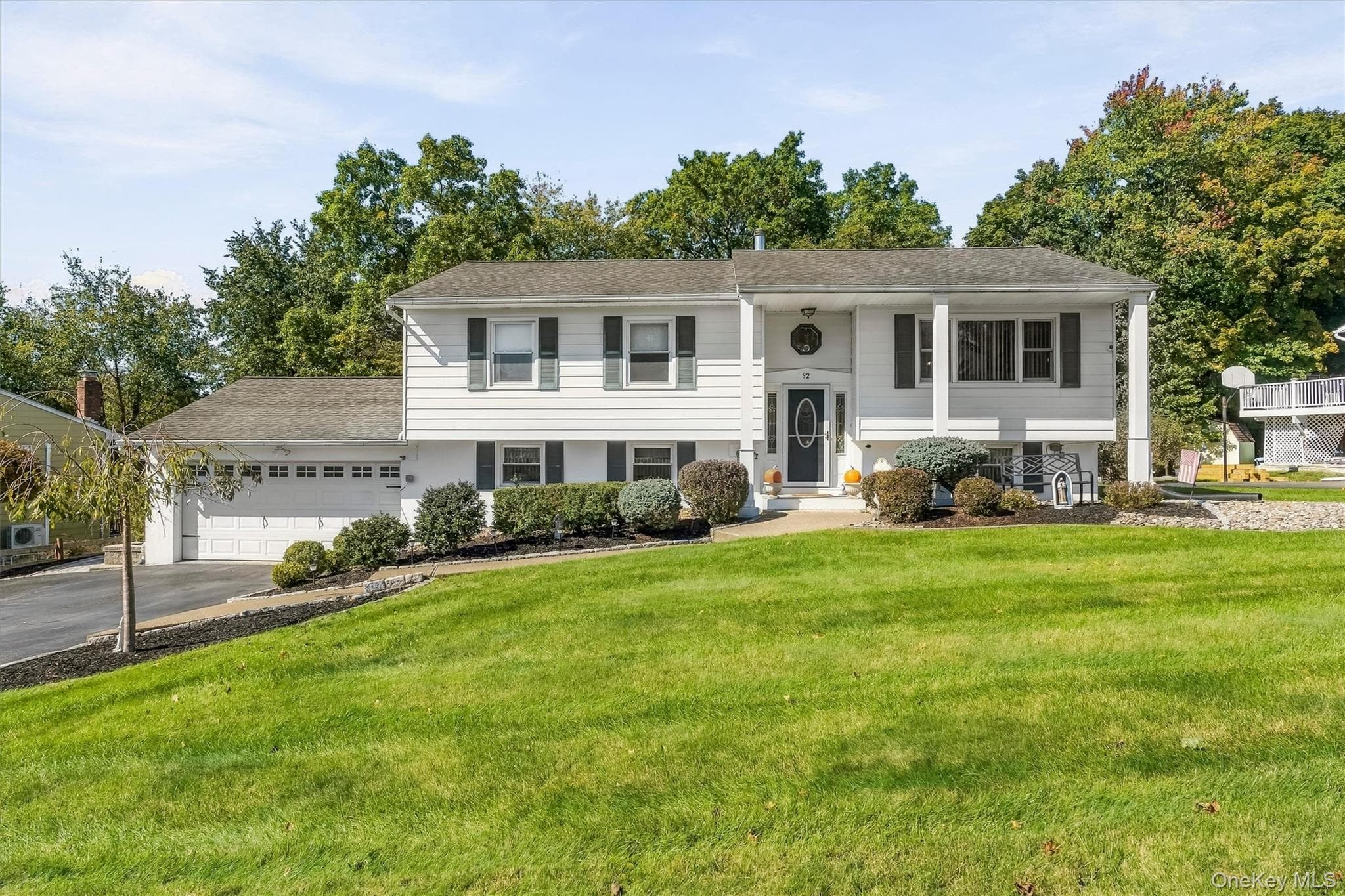 92 Capital Drive thumbnail 36