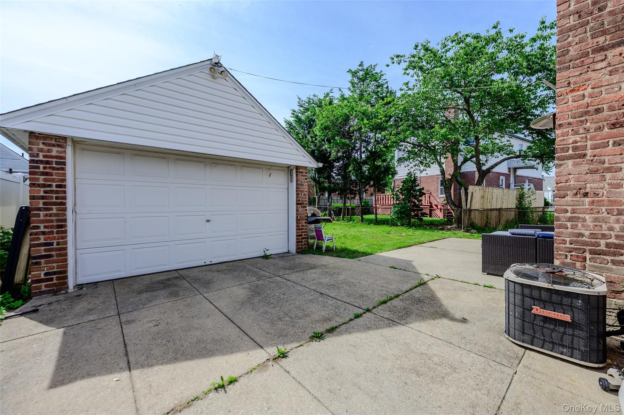 58 N Montgomery Street thumbnail 19