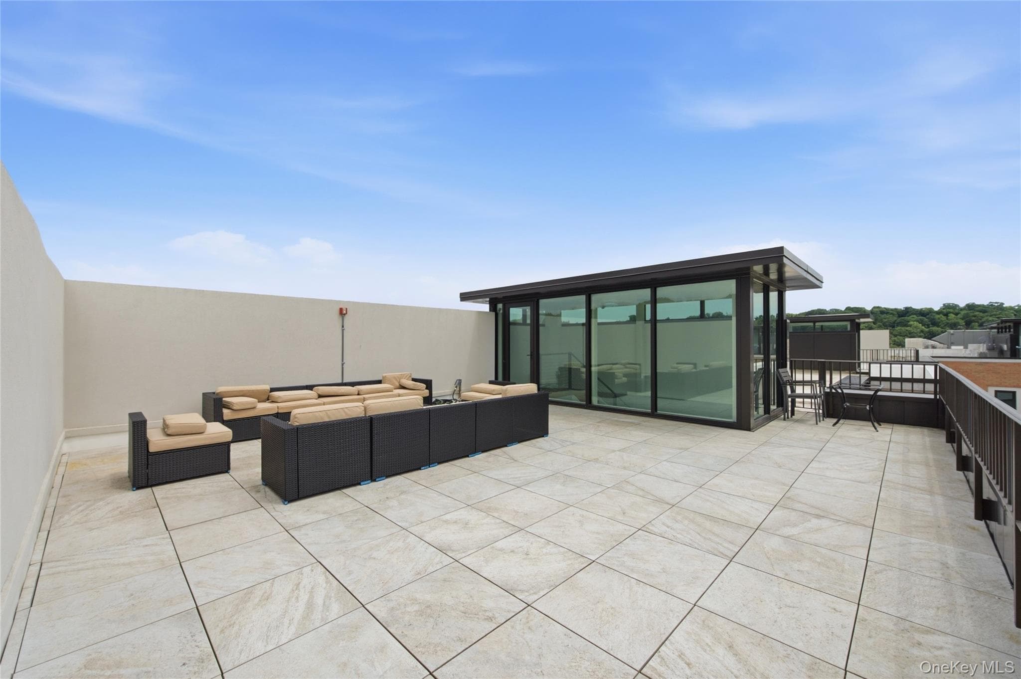 100 Garvies Point Road Unit: 1311 thumbnail 27