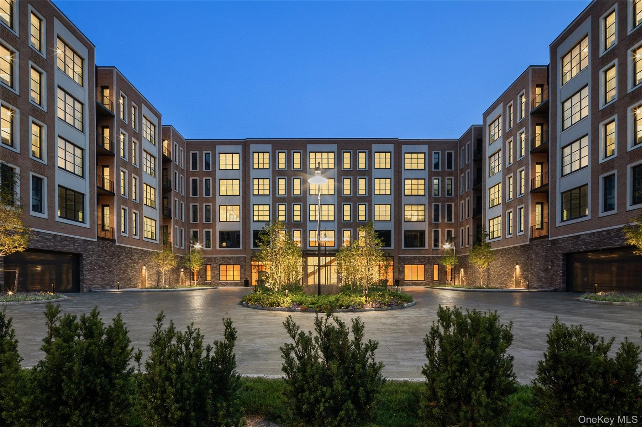 100 Garvies Point Road Unit: 1311, Glen Cove