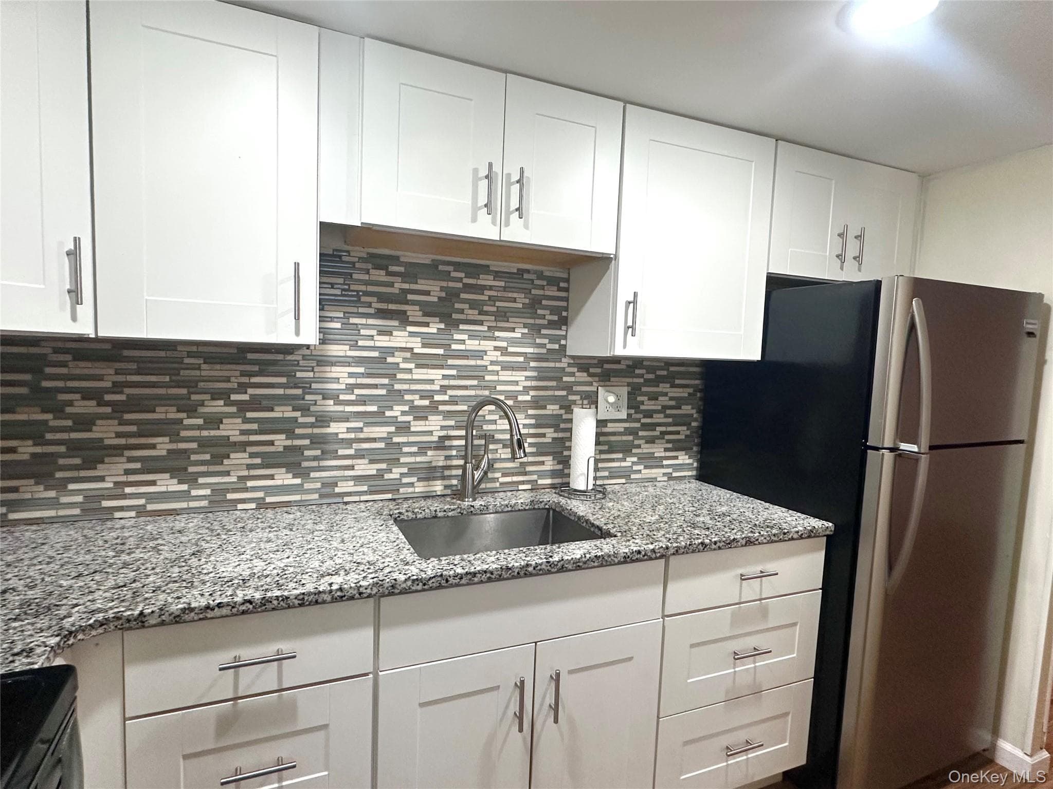 150 Rinaldi Boulevard Unit: A thumbnail 8