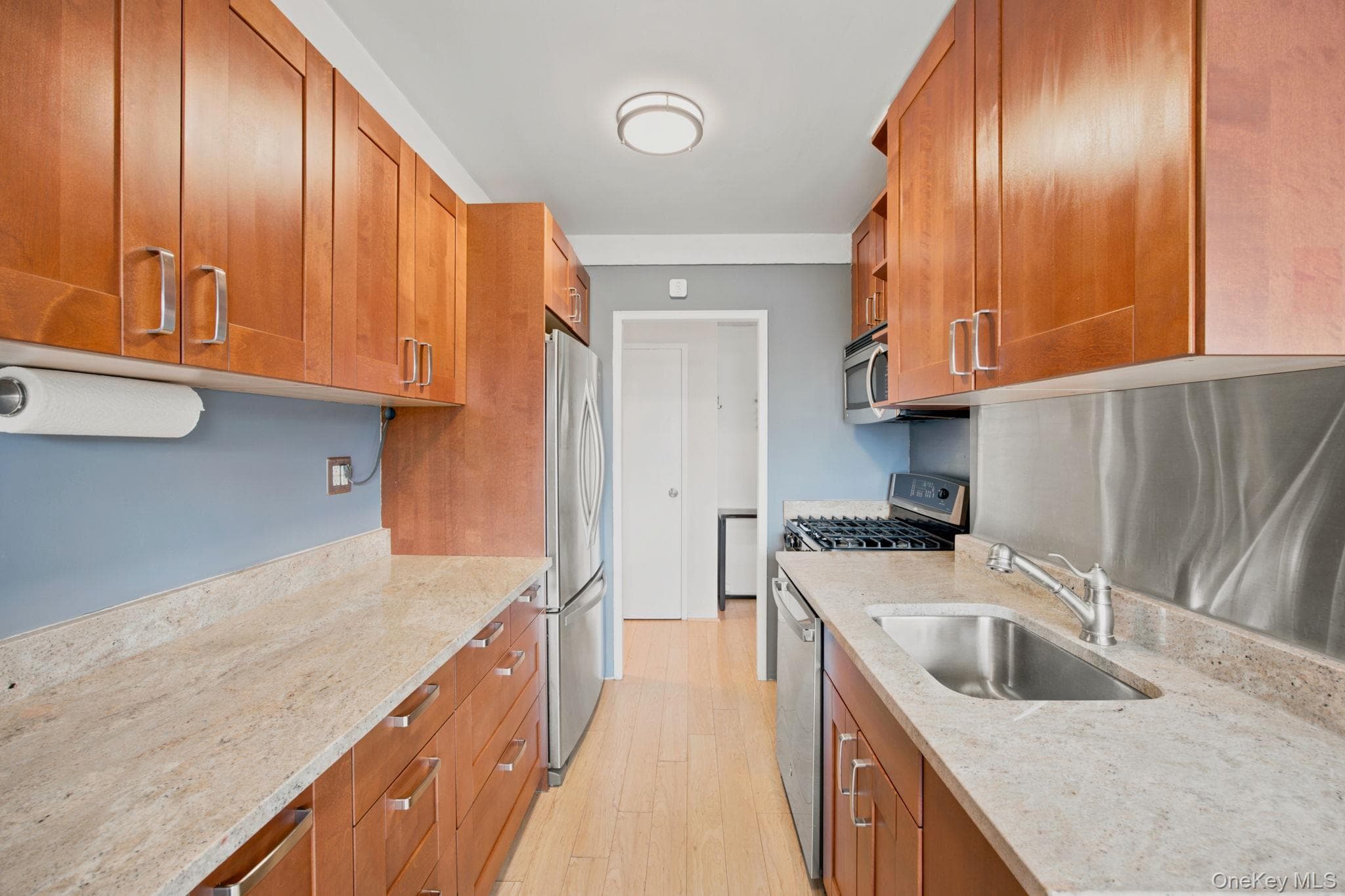 33-65 14th Street Unit: 5A thumbnail 6