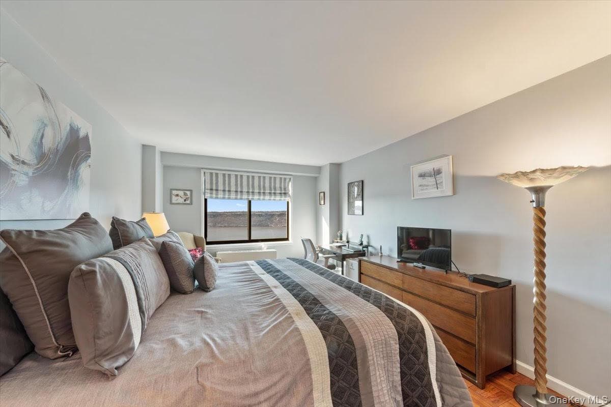 3671 Hudson Manor Terrace Unit: 14L thumbnail 17