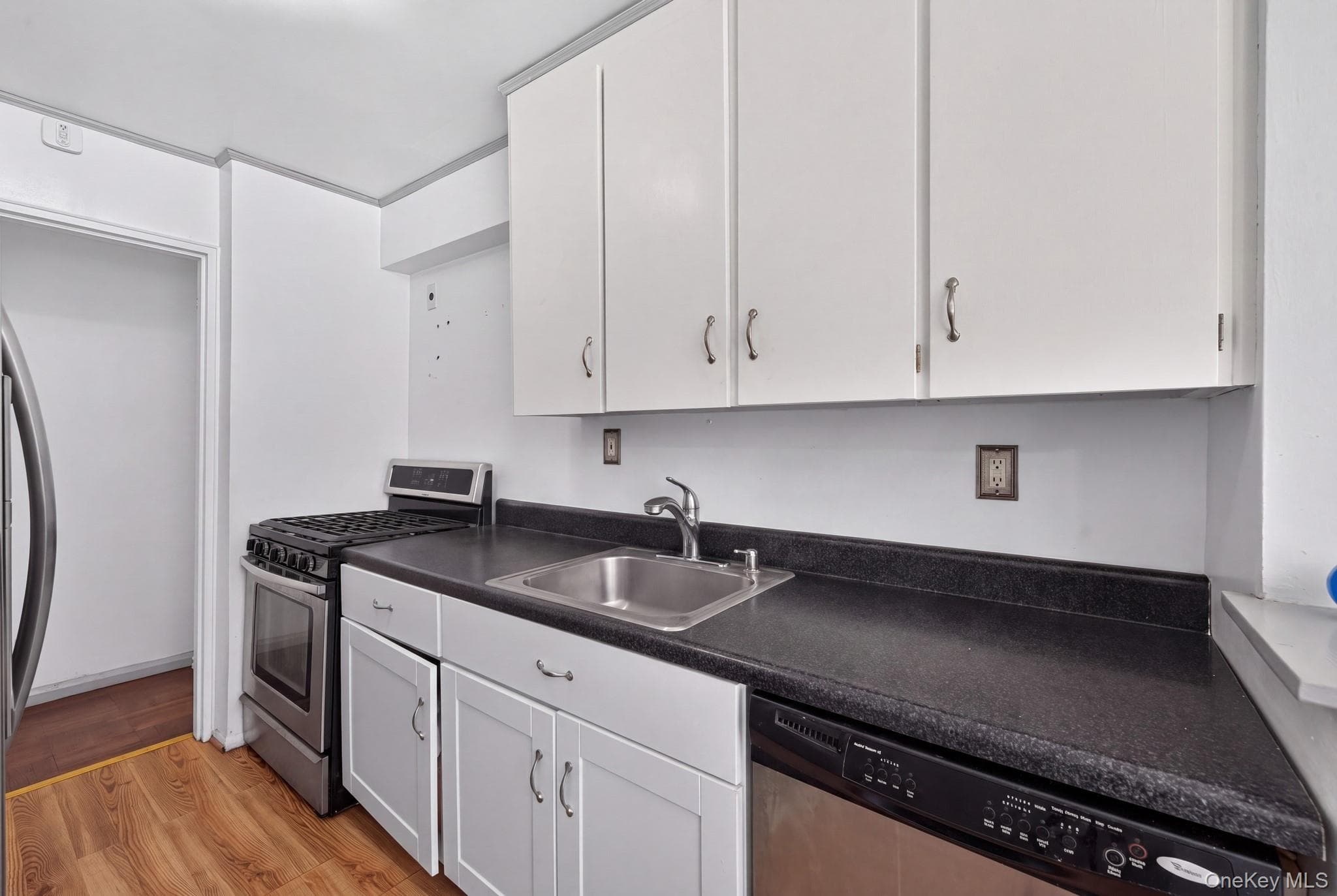 153-25 88th St St Unit: 1k thumbnail 14