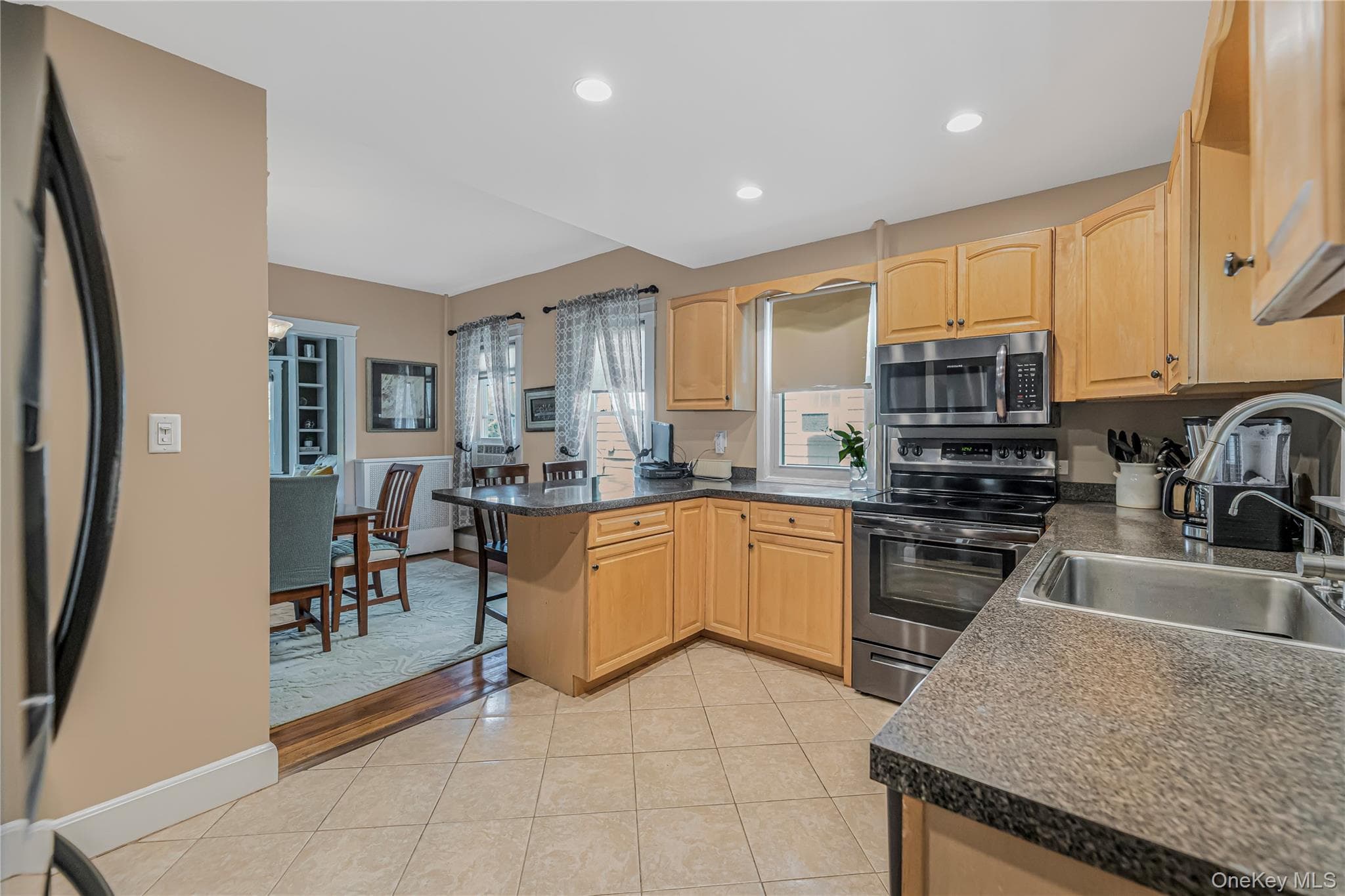 206 Midland Avenue thumbnail 10